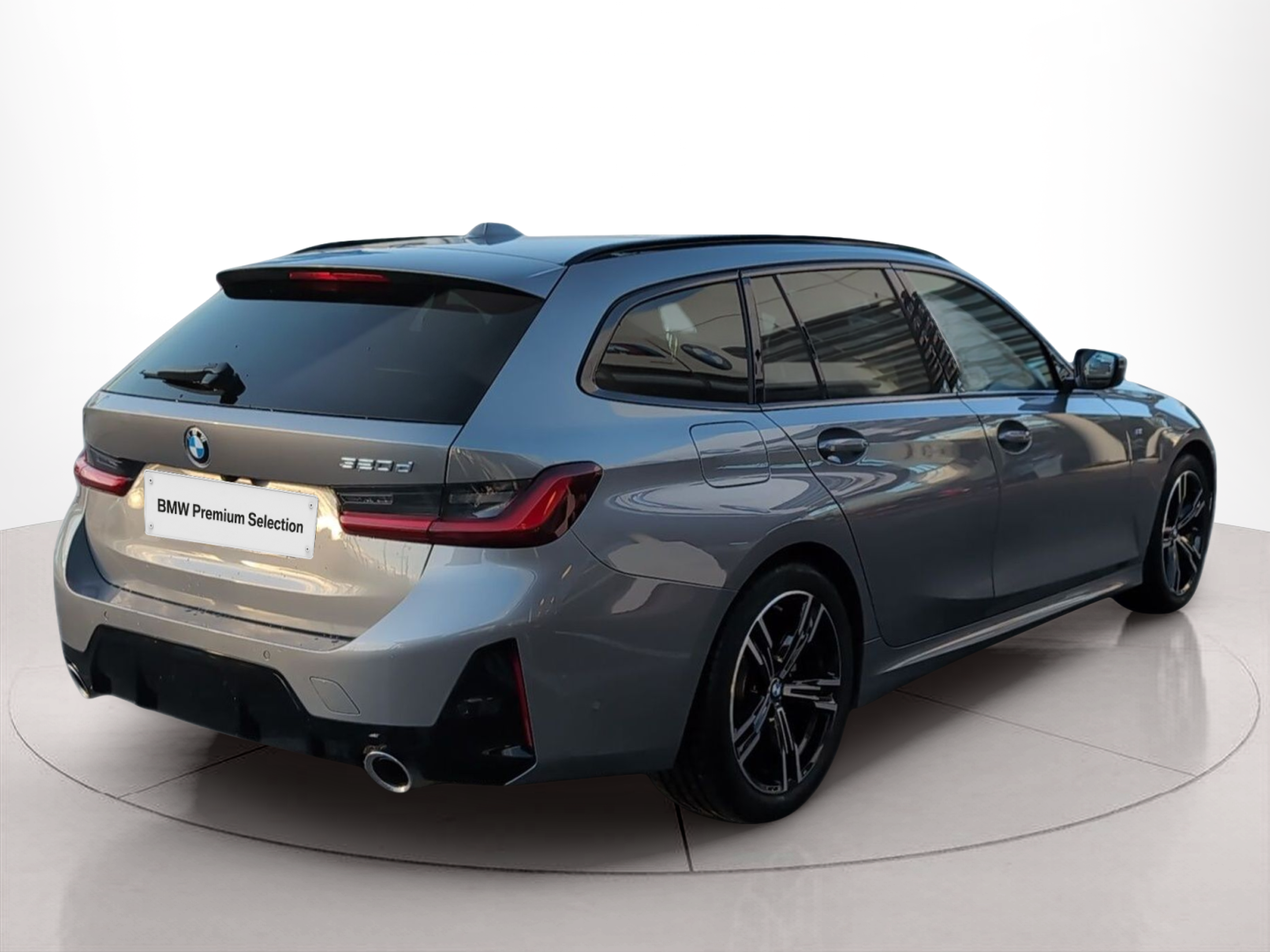 BMW Série 3 320d Touring color Gris. Año 2024. 140KW(190CV). Diesel. En concesionario Caetano Baviera Santa Maria da Feira de Santa Maria da Feira