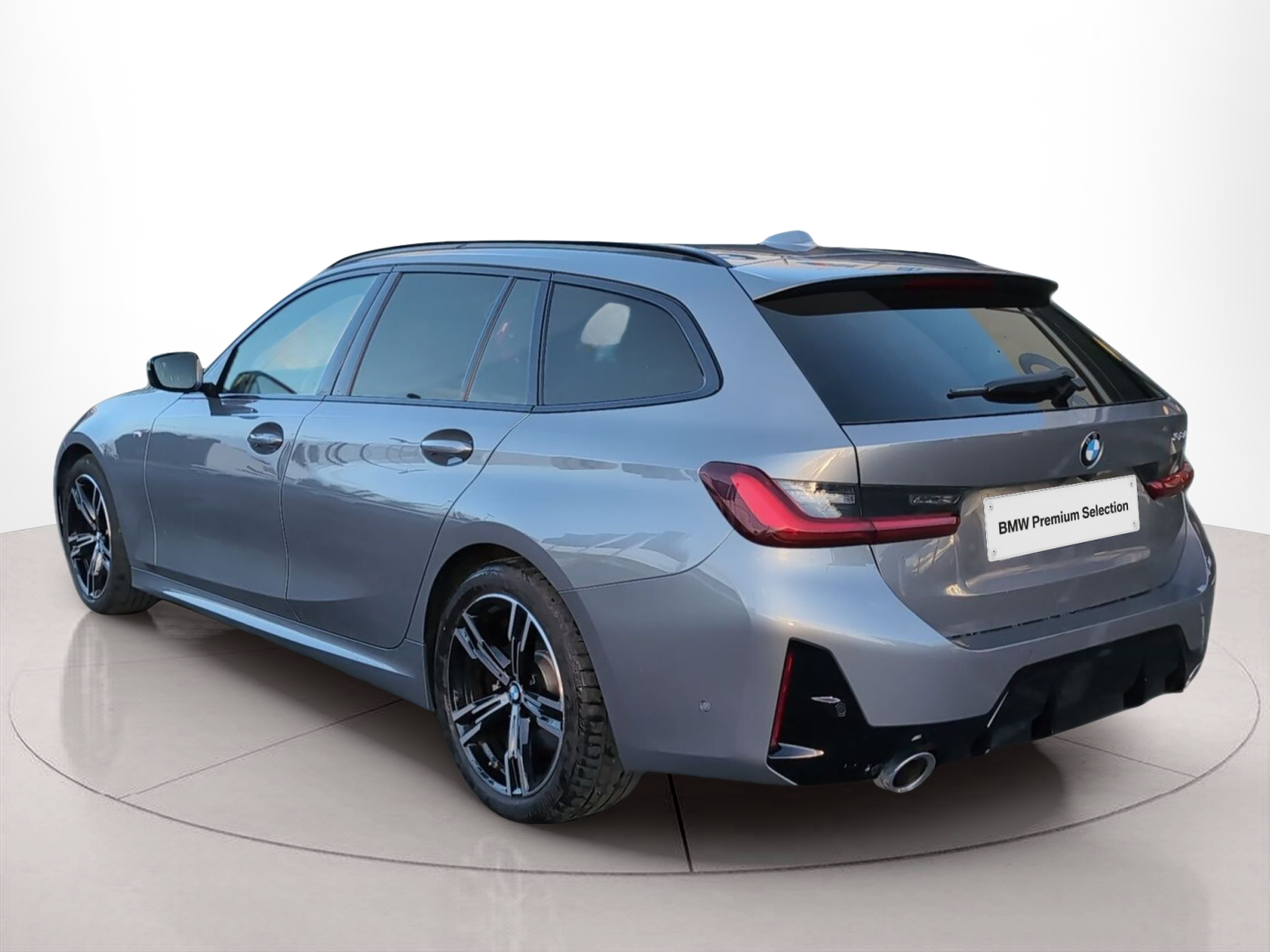 BMW Série 3 320d Touring color Gris. Año 2024. 140KW(190CV). Diesel. En concesionario Caetano Baviera Santa Maria da Feira de Santa Maria da Feira