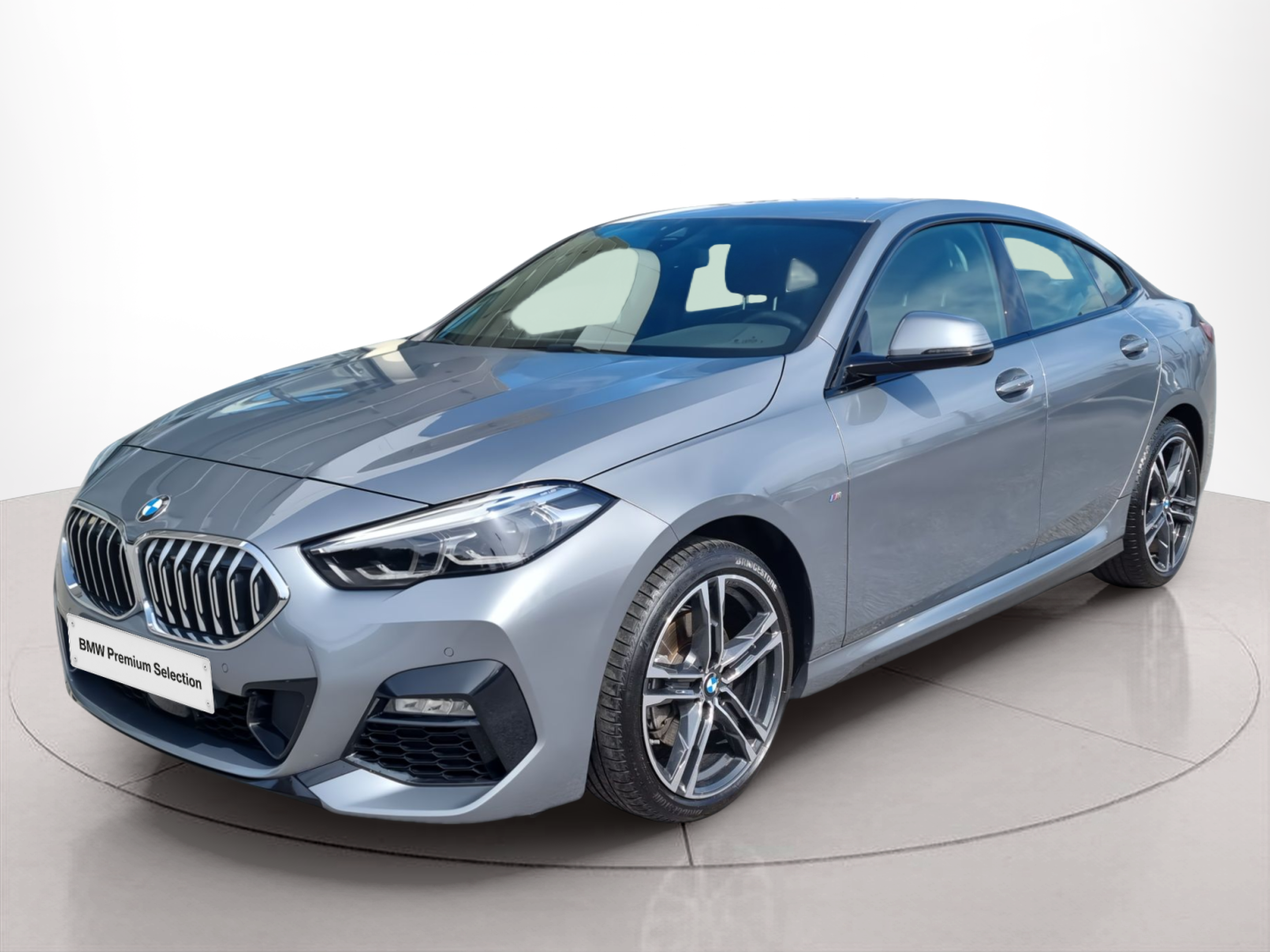 Fotos de BMW Série 2 216d Gran Coupe color Azul. Año 2024. 85KW(116CV). Diesel. En concesionario Caetano Baviera Aveiro de Aveiro