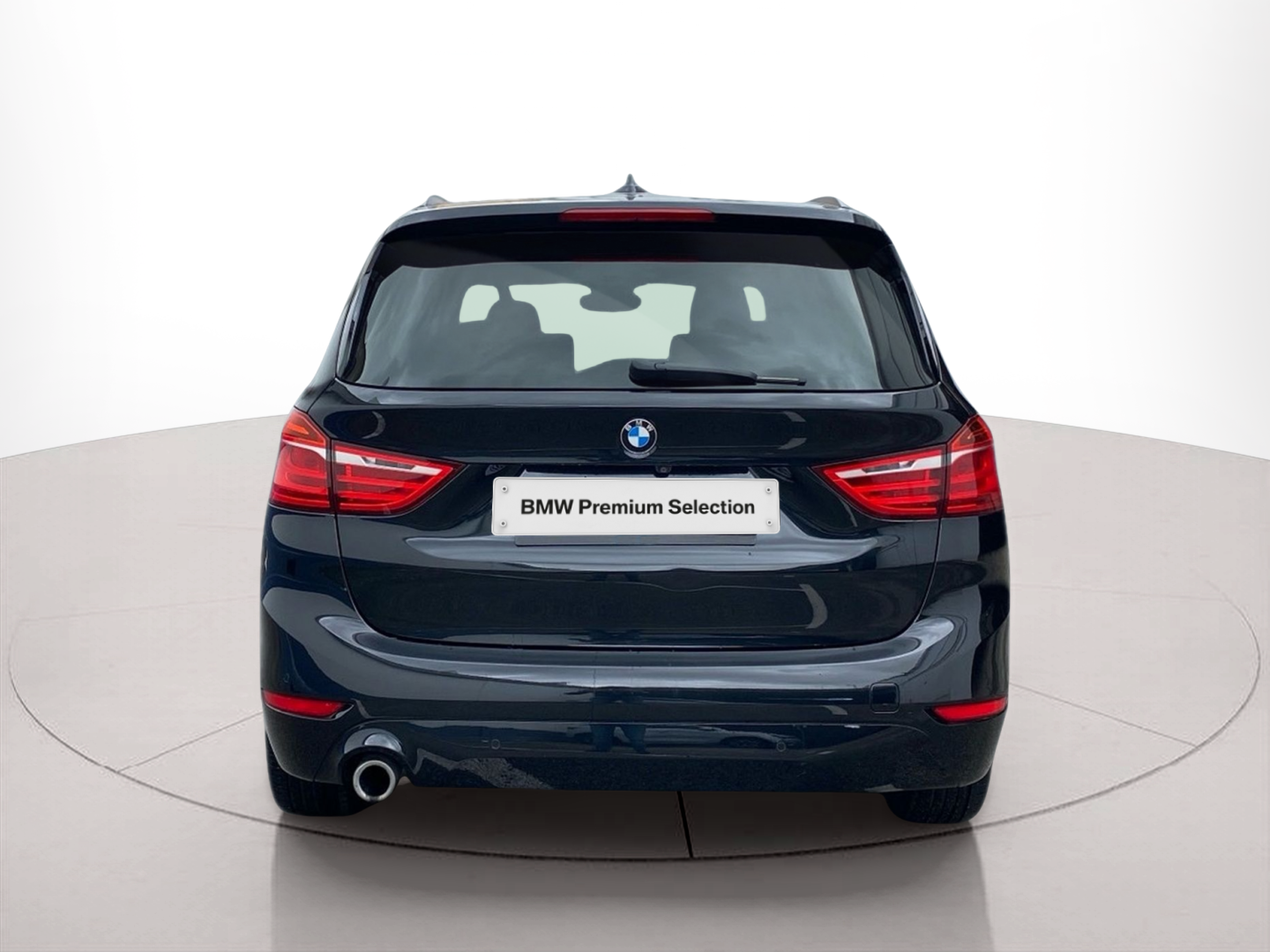 BMW Série 2 216d Gran Tourer color Negro. Año 2021. 85KW(116CV). Diesel. En concesionario Caetano Baviera Lisboa de Lisboa