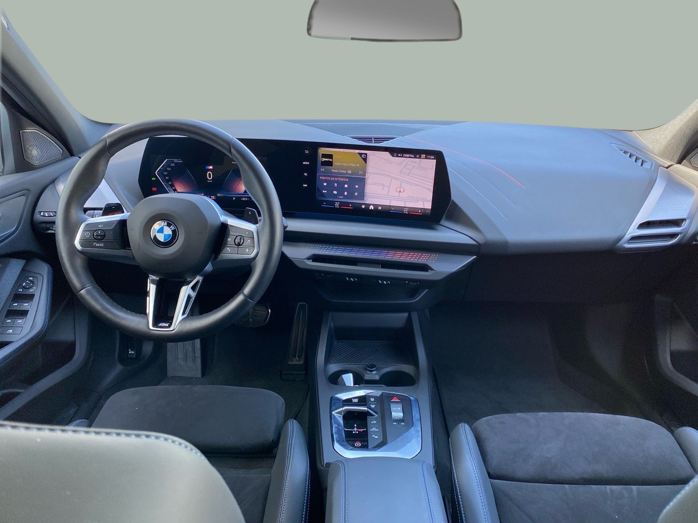 BMW Série 1 120d color Blanco. Año 2024. 120KW(163CV). Diesel. En concesionario Caetano Baviera Cascais de Cascais