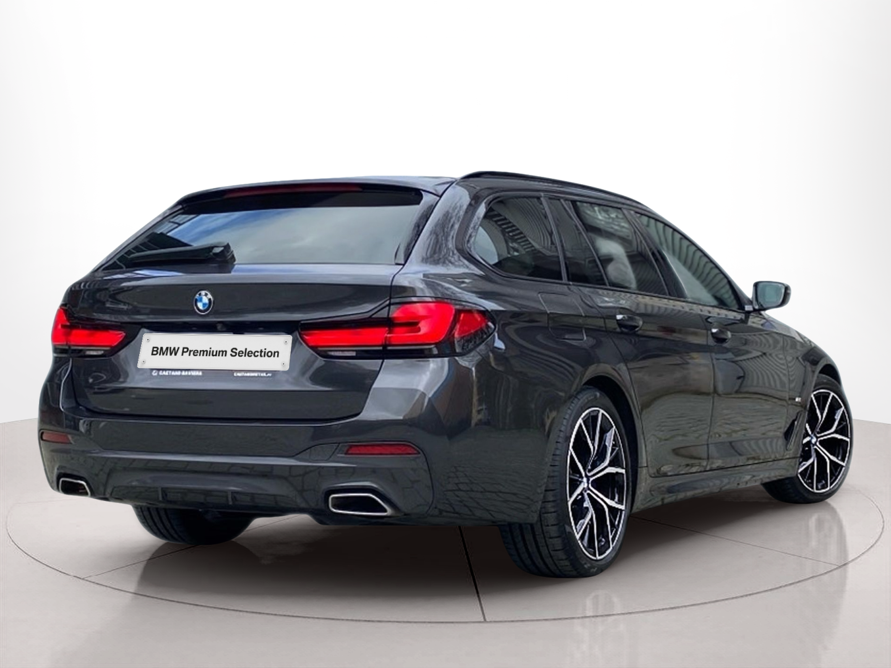 BMW Série 5 520d Touring color Gris. Año 2023. 140KW(190CV). Diesel. En concesionario Caetano Baviera Lisboa de Lisboa