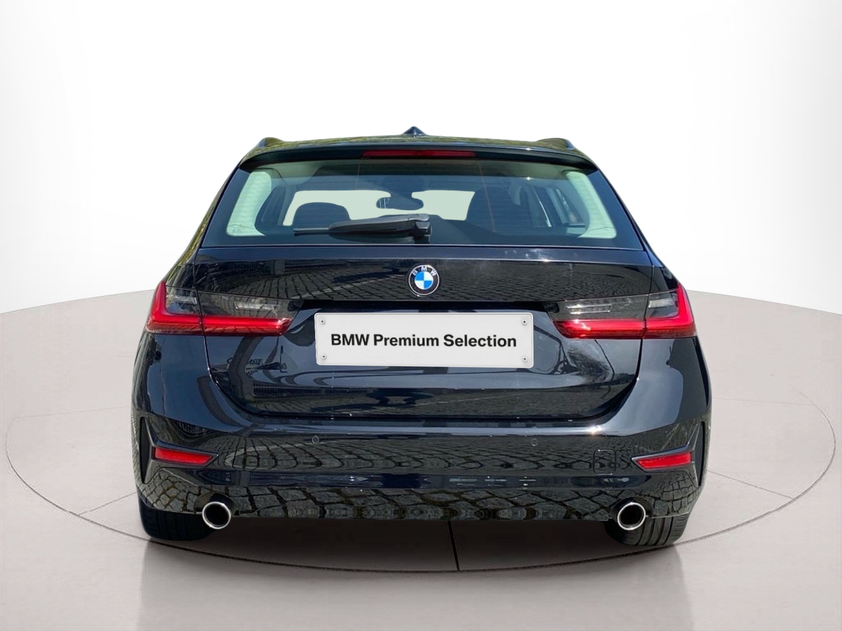 BMW Série 3 318d Touring color Negro. Año 2021. 110KW(150CV). Diesel. En concesionario Caetano Baviera Lisboa de Lisboa