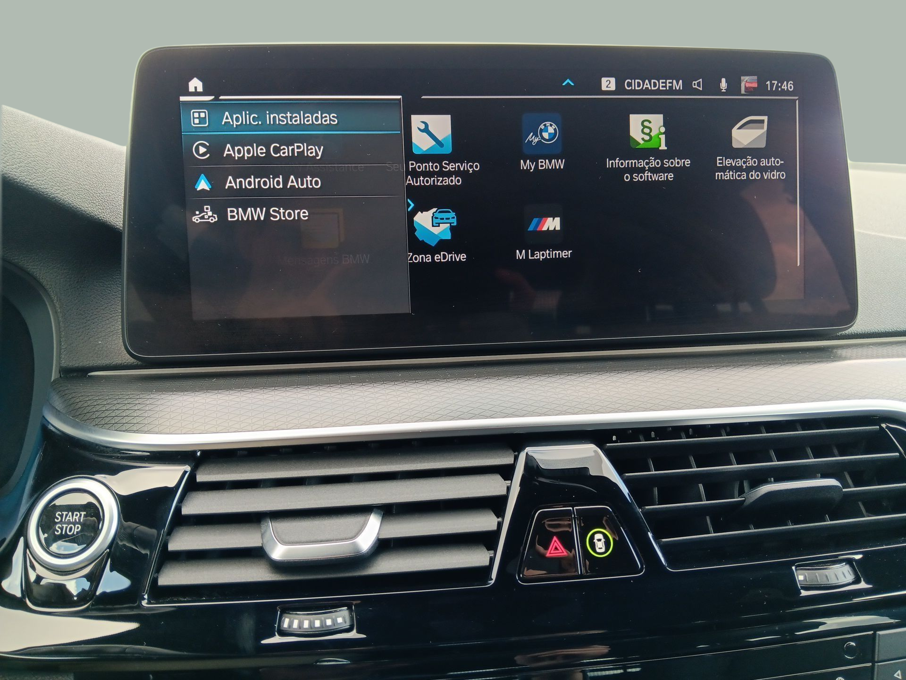 BMW Série 5 530e Touring color Negro. Año 2021. 215KW(292CV). Elétrico / Gasolina Híbrido. En concesionario Caetano Baviera Maia de Maia