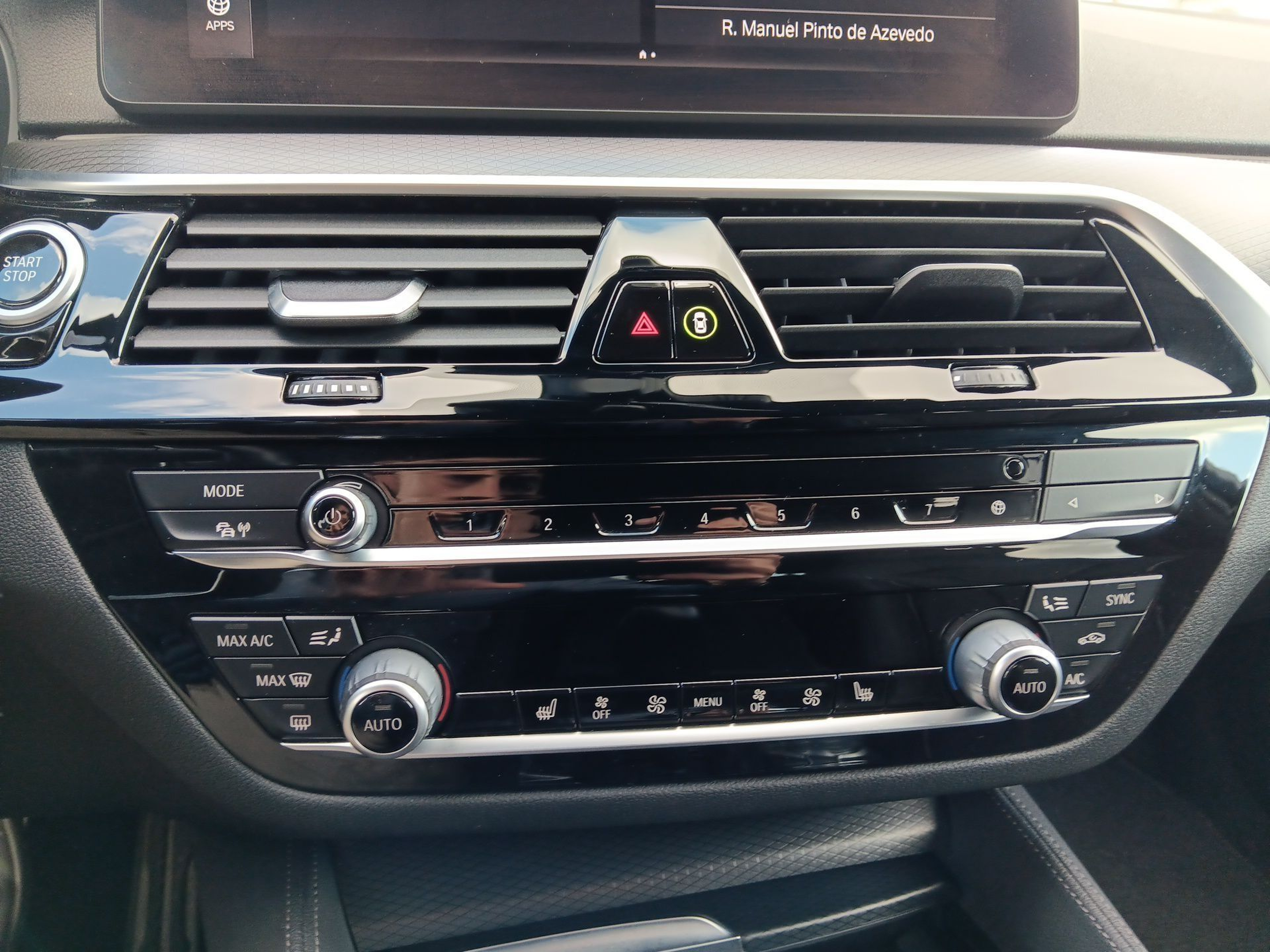 BMW Série 5 530e Touring color Negro. Año 2021. 215KW(292CV). Elétrico / Gasolina Híbrido. En concesionario Caetano Baviera Maia de Maia