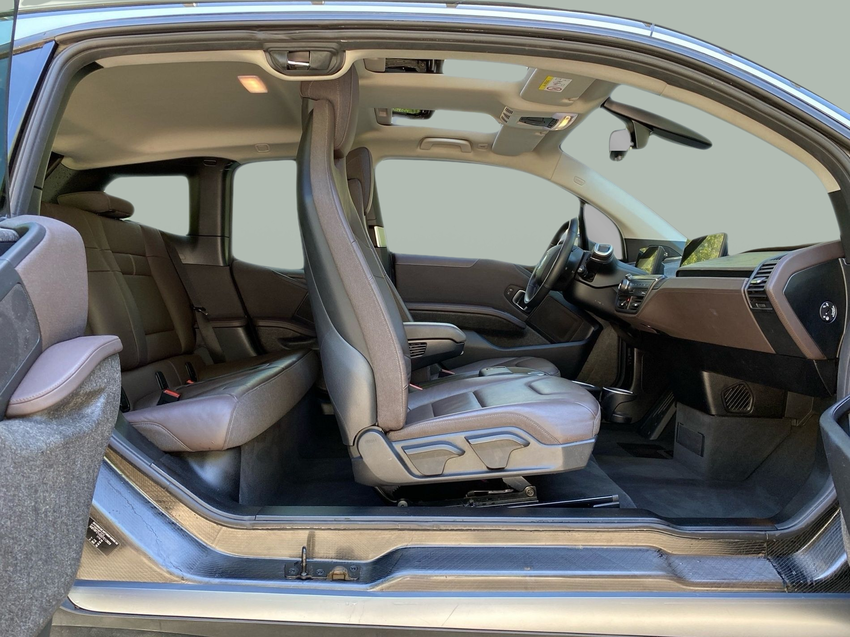 BMW i3 i3 120Ah color Azul. Año 2019. 125KW(170CV). Elétrico. En concesionario Caetano Baviera Lisboa de Lisboa