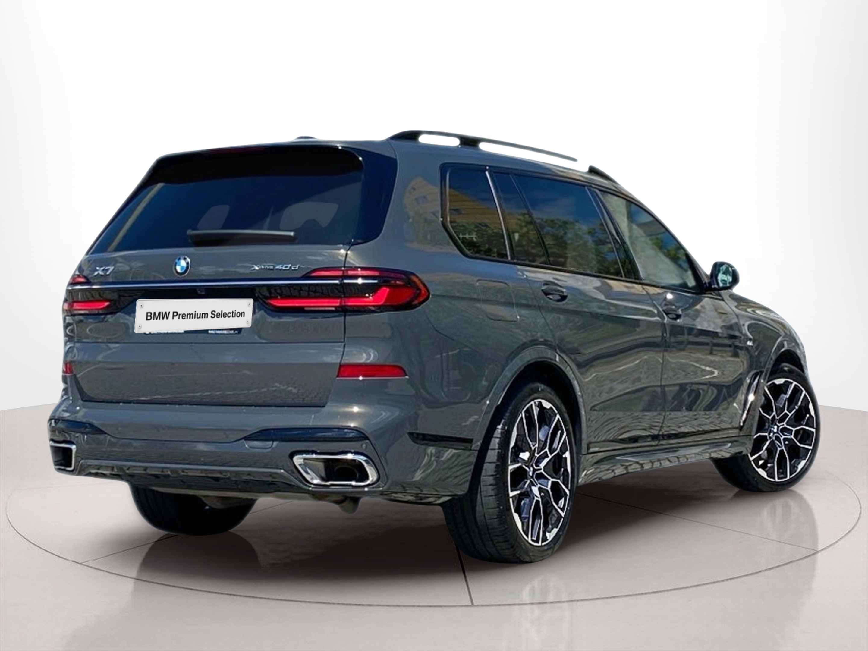 BMW X7 xDrive40d color Gris. Año 2024. 259KW(352CV). Diesel. En concesionario Caetano Baviera Cascais de Cascais