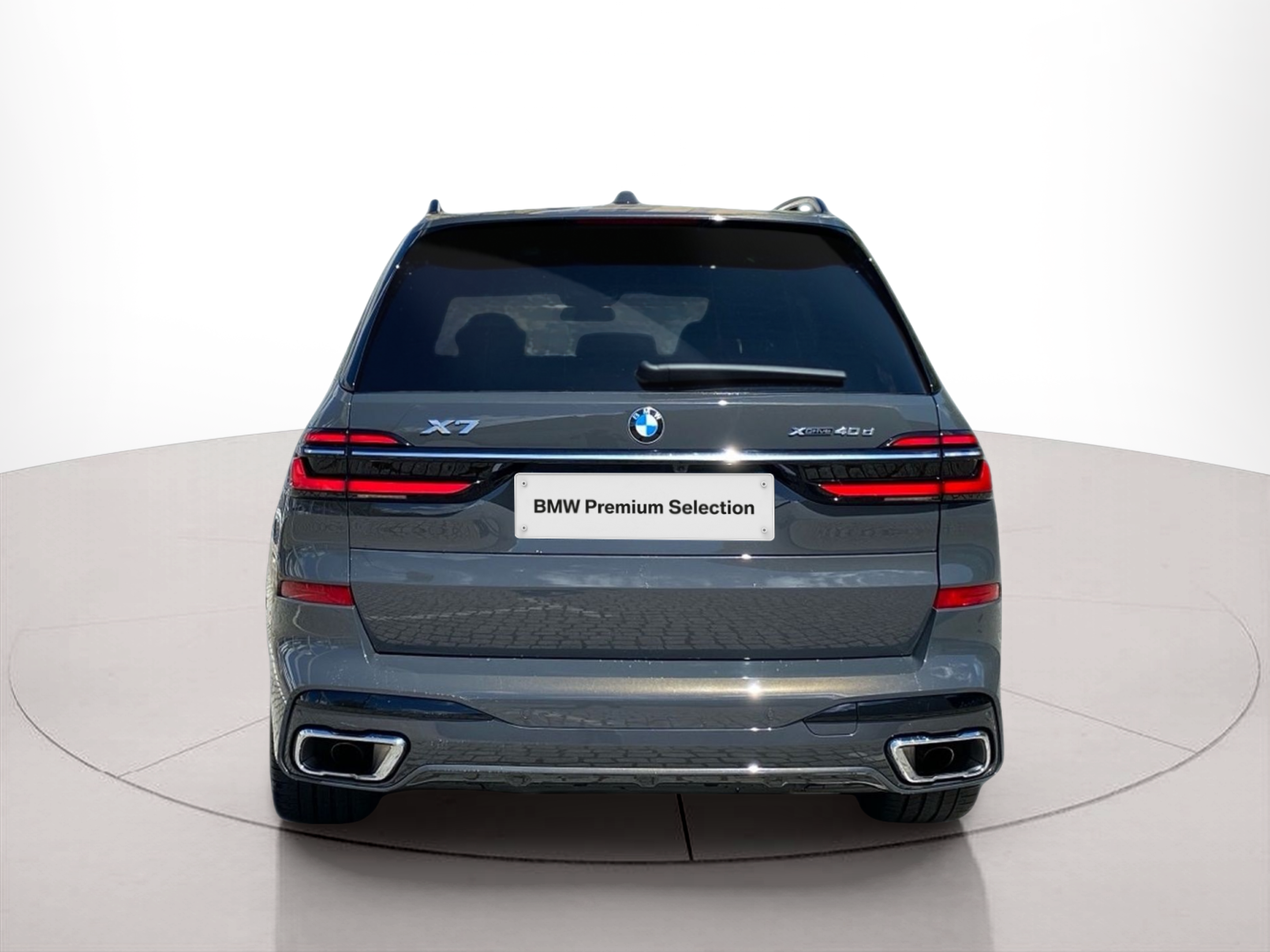 BMW X7 xDrive40d color Gris. Año 2024. 259KW(352CV). Diesel. En concesionario Caetano Baviera Cascais de Cascais
