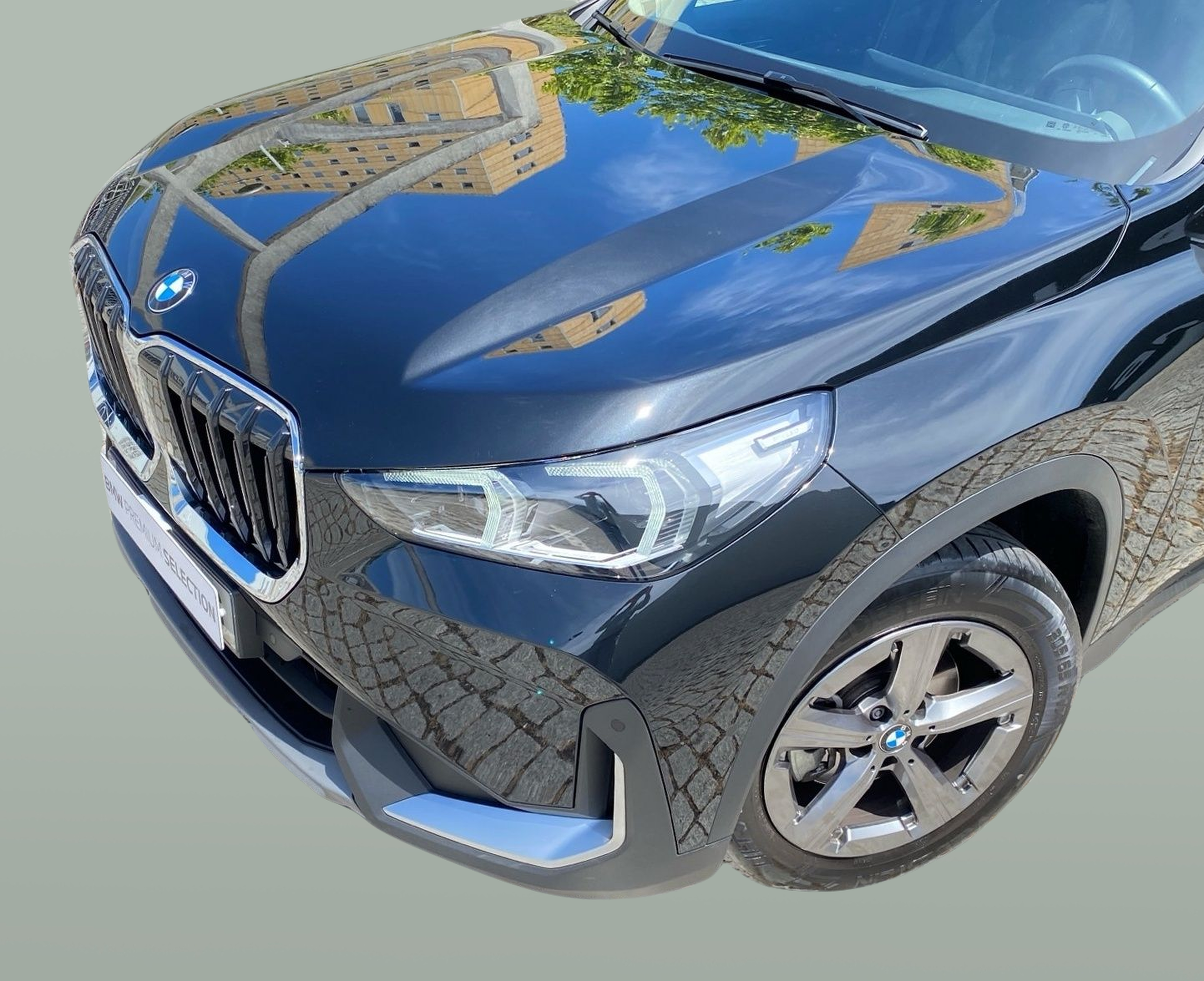 BMW X1 sDrive18d color Negro. Año 2024. 110KW(150CV). Diesel. En concesionario Caetano Baviera Lisboa de Lisboa