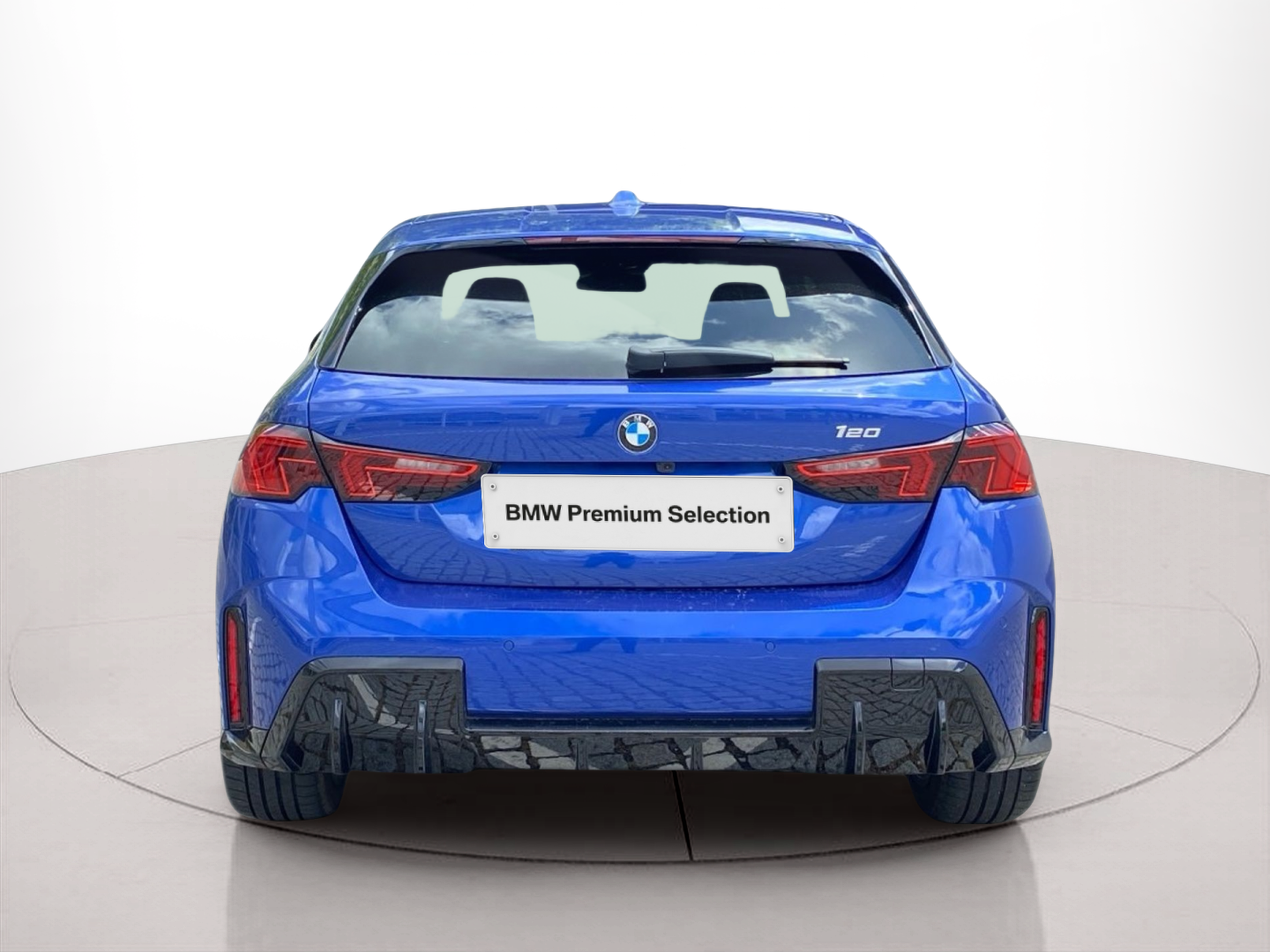 BMW Série 1 120 color Azul. Año 2024. 125KW(170CV). Gasolina. En concesionario Caetano Baviera Lisboa de Lisboa