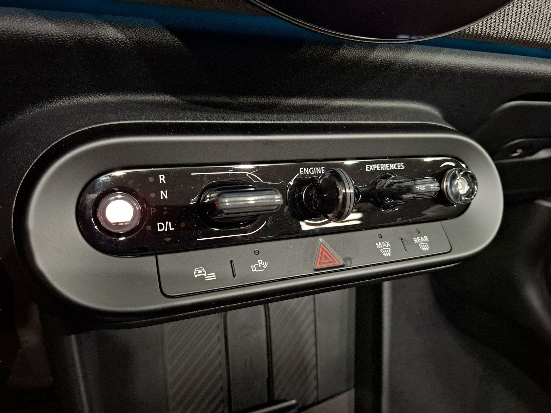 fotoG 14 del MINI MINI Cabrio Cooper 120 kW (163 CV) 163cv Gasolina de 2024 em Vila Nova de Gaia