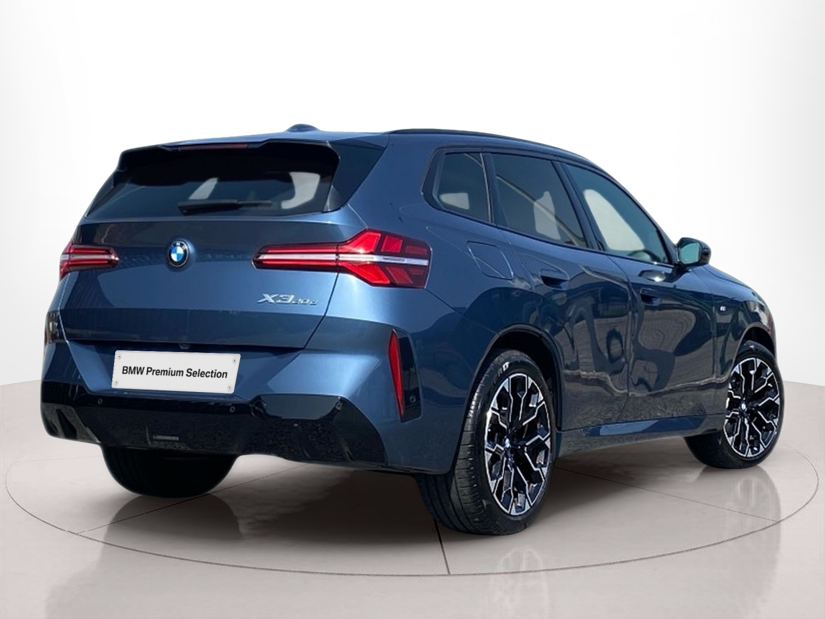 BMW X3 xDrive20d color Azul. Año 2024. 145KW(197CV). Diesel. En concesionario Caetano Baviera Cascais de Cascais