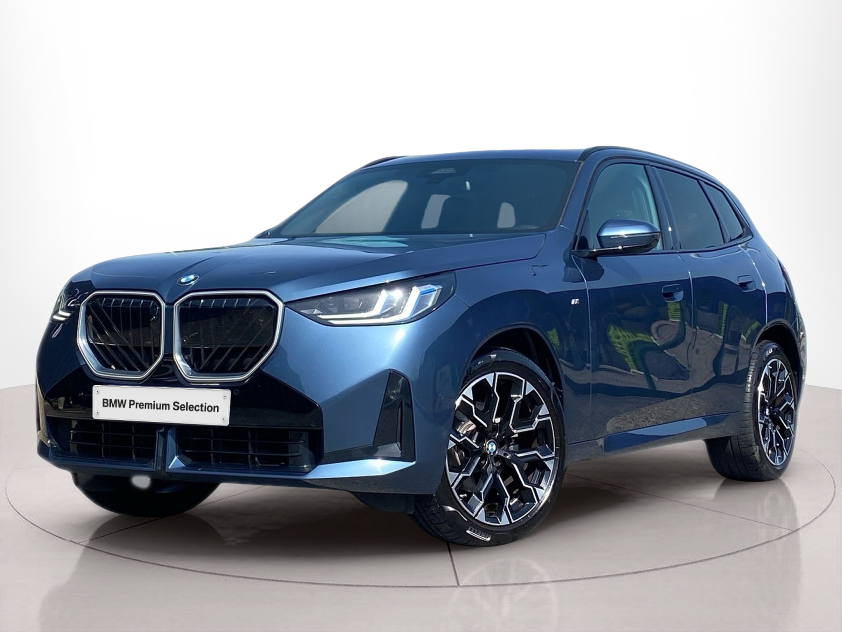 Fotos de BMW X3 xDrive20d color Azul. Año 2024. 145KW(197CV). Diesel. En concesionario Caetano Baviera Cascais de Cascais