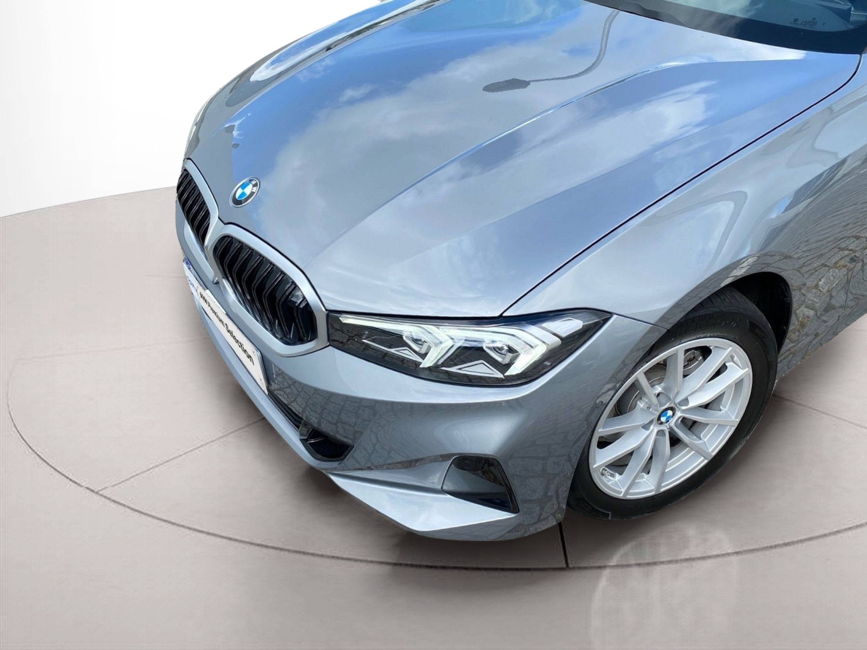 BMW Série 3 320d Touring color Gris. Año 2024. 140KW(190CV). Diesel. En concesionario Caetano Baviera Lisboa de Lisboa