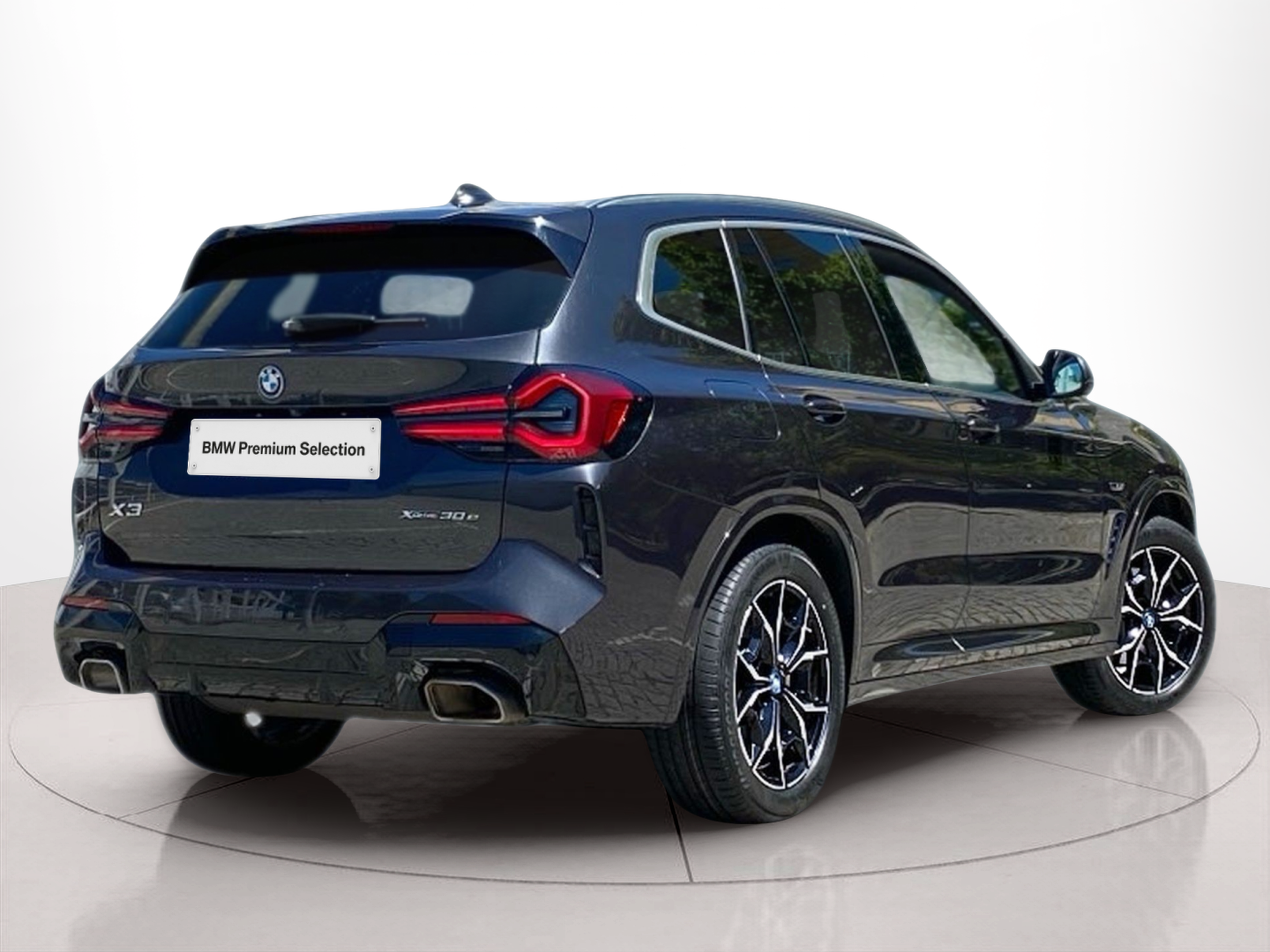 BMW X3 xDrive30e color Gris. Año 2021. 215KW(292CV). Elétrico / Gasolina Híbrido. En concesionario Caetano Baviera Lisboa de Lisboa