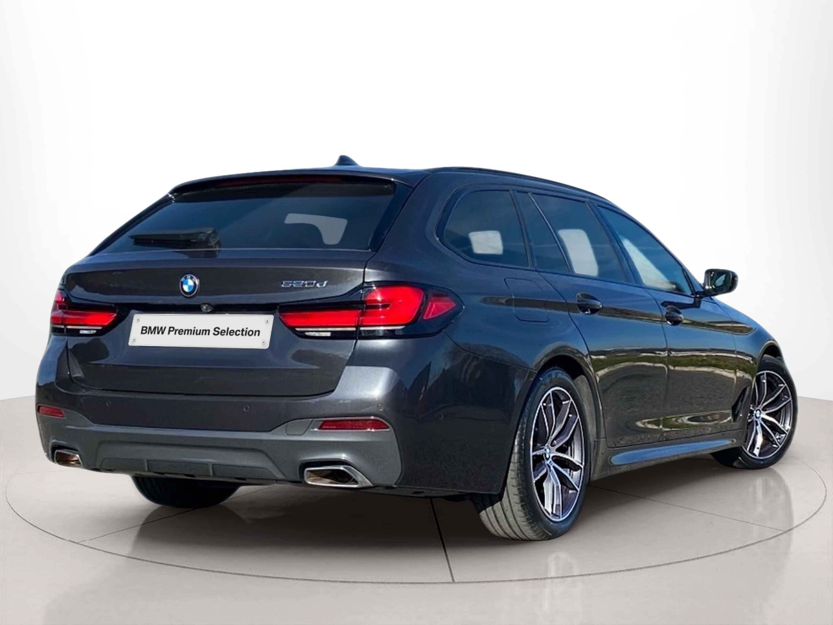 BMW Série 5 520d Touring color Gris. Año 2024. 140KW(190CV). Diesel. En concesionario Caetano Baviera Lisboa de Lisboa