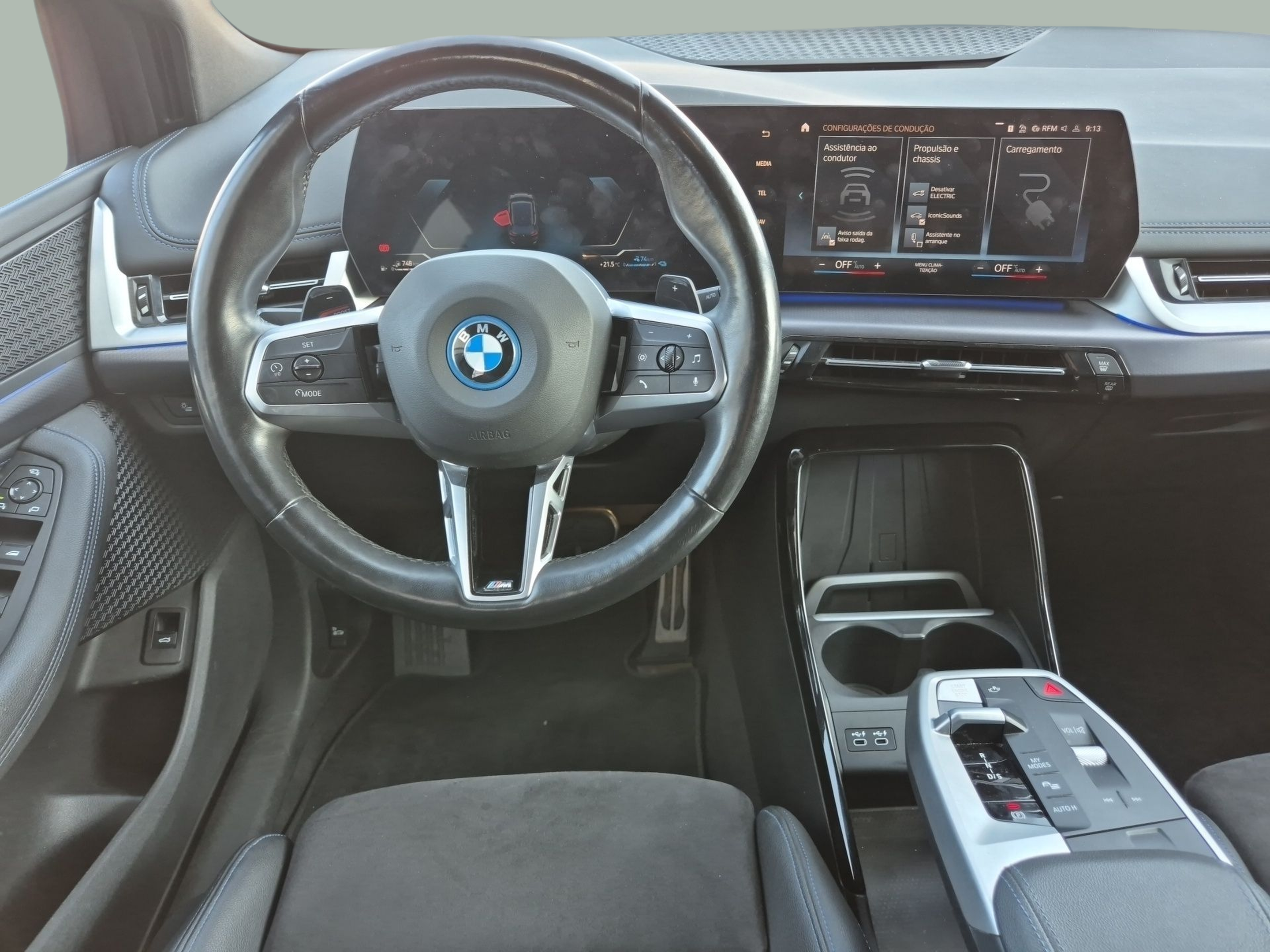 BMW Série 2 230xe Active Tourer color Negro. Año 2023. 240KW(326CV). Elétrico / Gasolina Híbrido. En concesionario Caetano Baviera Santa Maria da Feira de Santa Maria da Feira