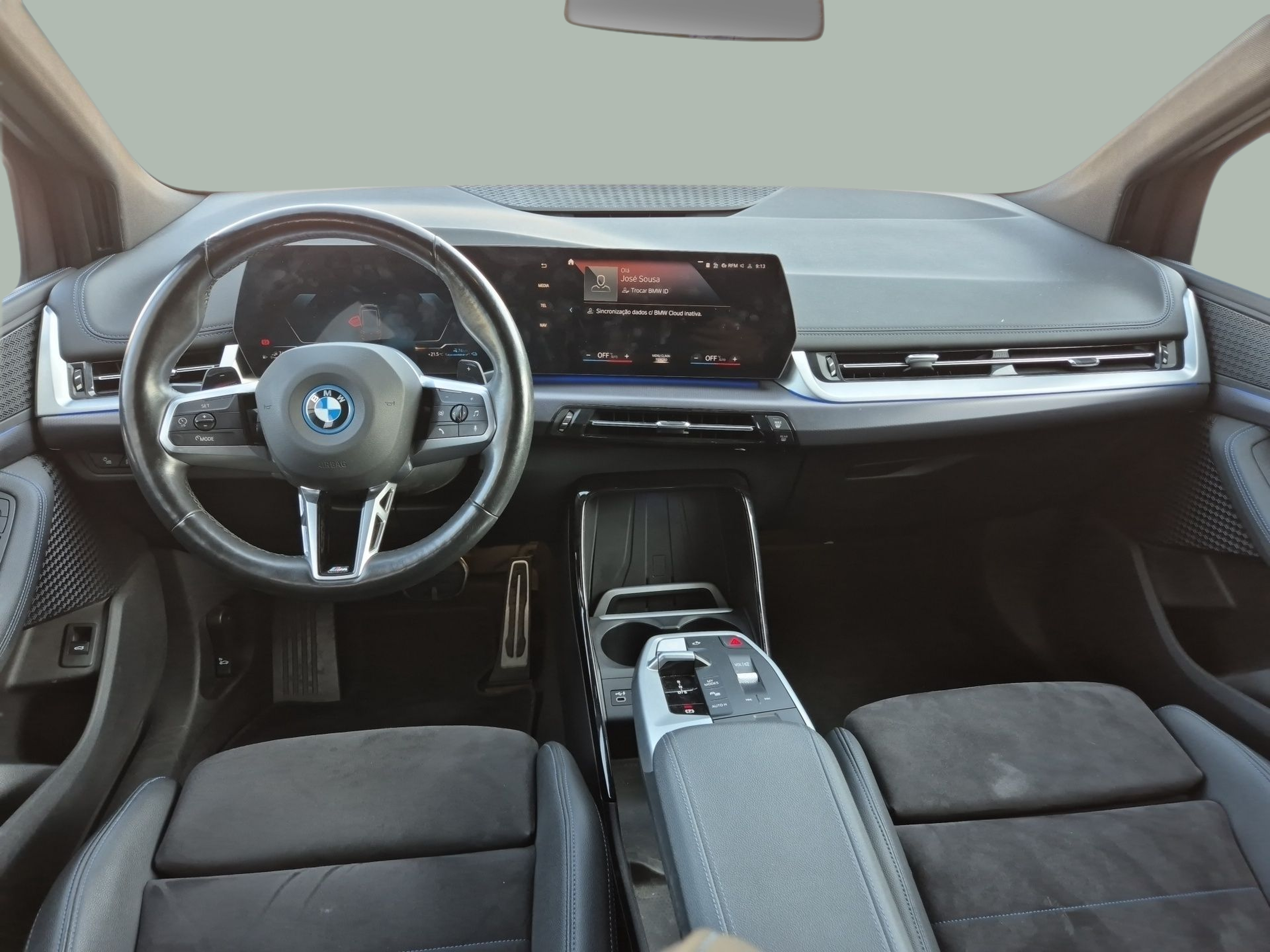 BMW Série 2 230xe Active Tourer color Negro. Año 2023. 240KW(326CV). Elétrico / Gasolina Híbrido. En concesionario Caetano Baviera Santa Maria da Feira de Santa Maria da Feira