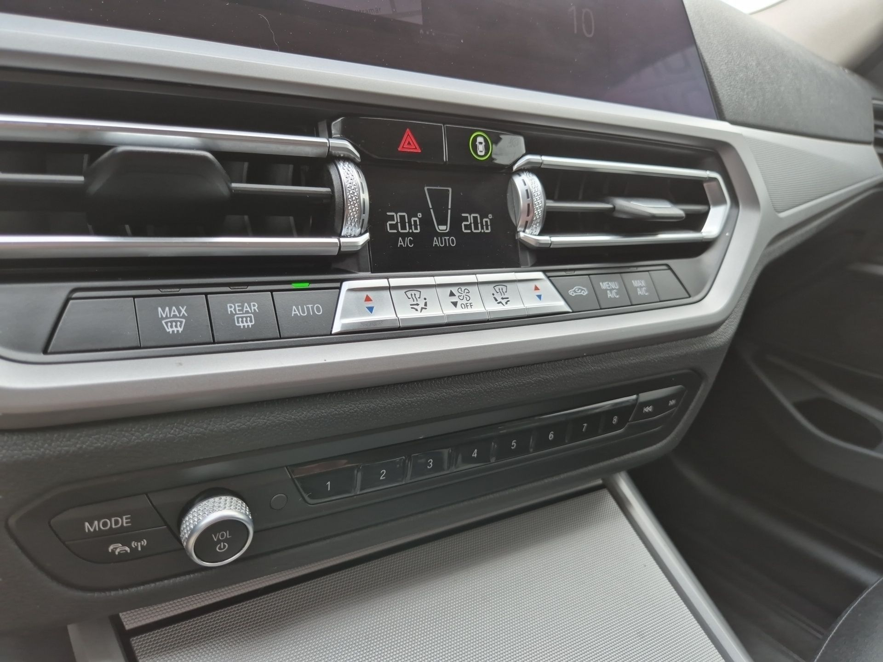 BMW Série 3 330e Touring color Negro. Año 2021. 215KW(292CV). Elétrico / Gasolina Híbrido. En concesionario Caetano Baviera Santa Maria da Feira de Santa Maria da Feira