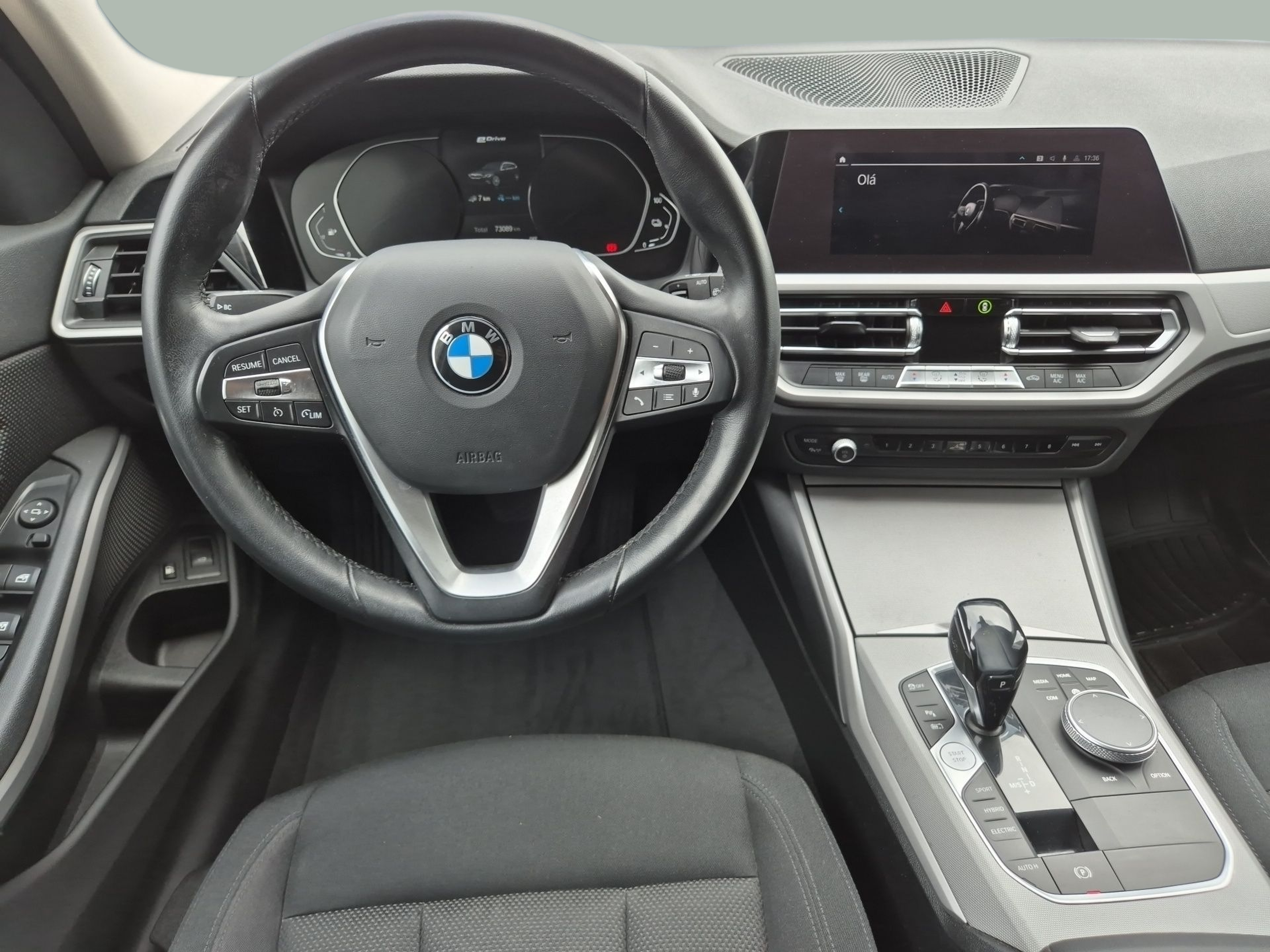 BMW Série 3 330e Touring color Negro. Año 2021. 215KW(292CV). Elétrico / Gasolina Híbrido. En concesionario Caetano Baviera Santa Maria da Feira de Santa Maria da Feira