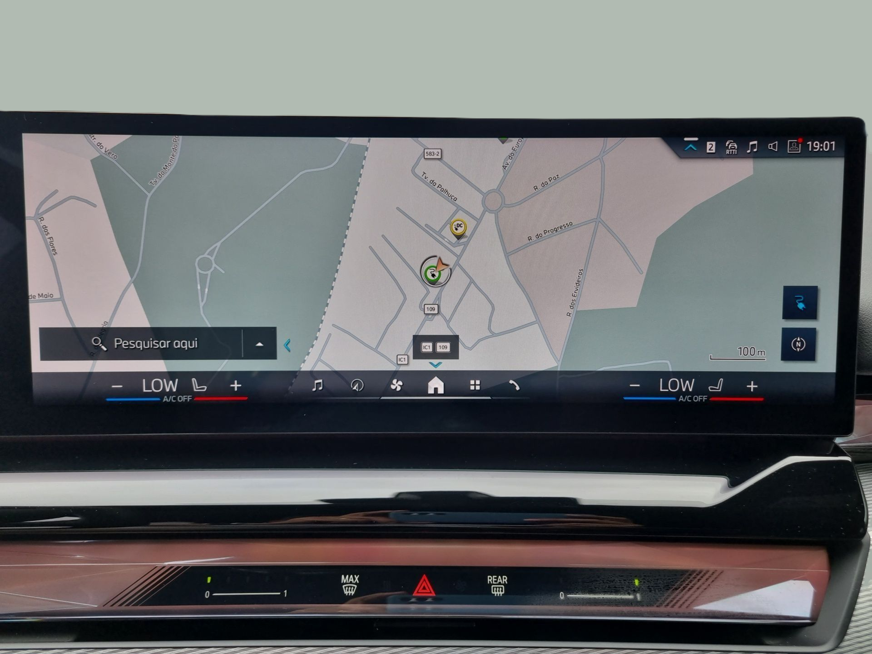 BMW i5 eDrive40 color Gris. Año 2024. 250KW(340CV). Elétrico. En concesionario Caetano Baviera Aveiro de Aveiro