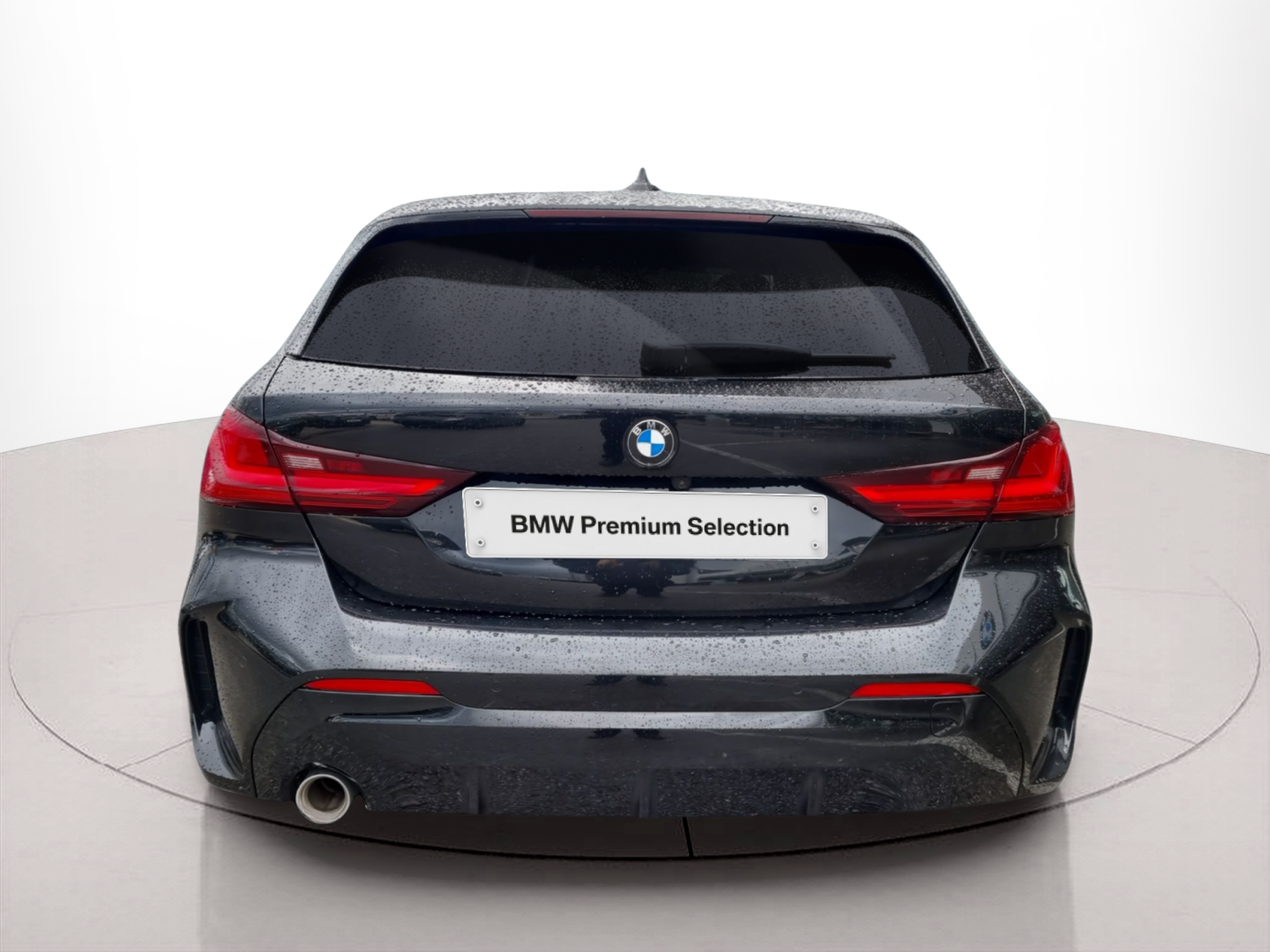 BMW Série 1 116d color Negro. Año 2024. 85KW(116CV). Diesel. En concesionario Caetano Baviera Aveiro de Aveiro