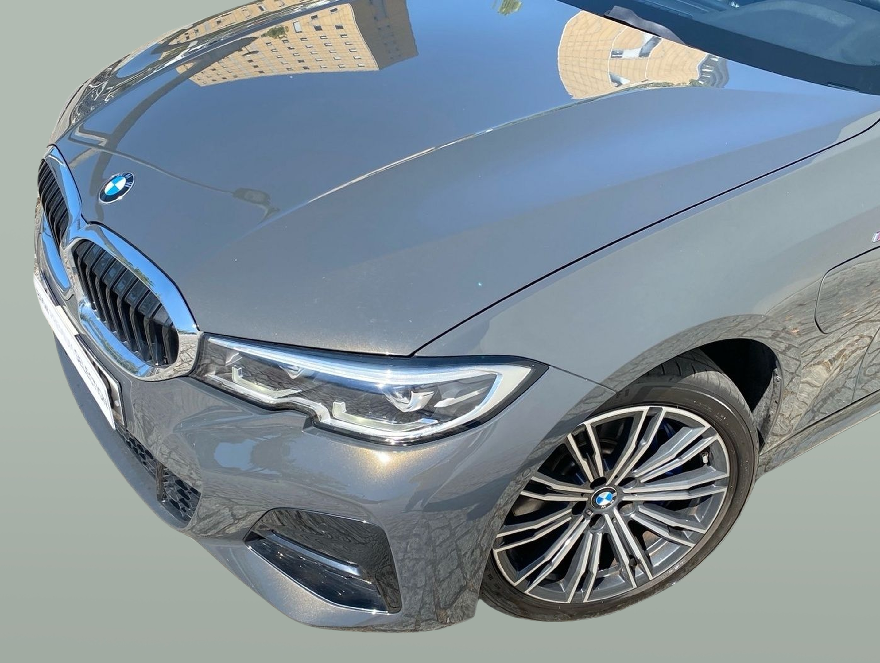 BMW Série 3 330e Touring color Gris. Año 2021. 215KW(292CV). Elétrico / Gasolina Híbrido. En concesionario Caetano Baviera Lisboa de Lisboa