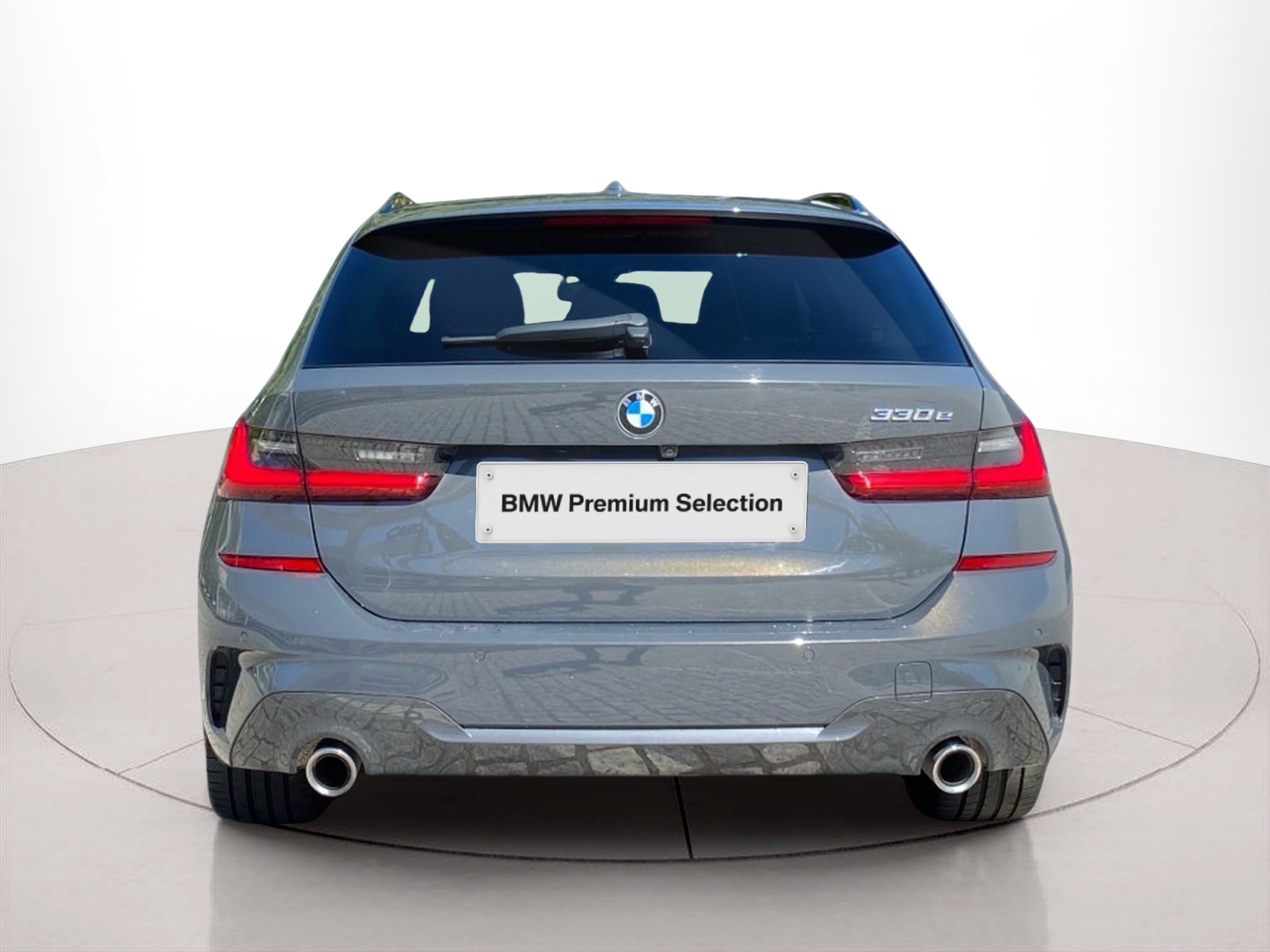 BMW Série 3 330e Touring color Gris. Año 2021. 215KW(292CV). Elétrico / Gasolina Híbrido. En concesionario Caetano Baviera Lisboa de Lisboa