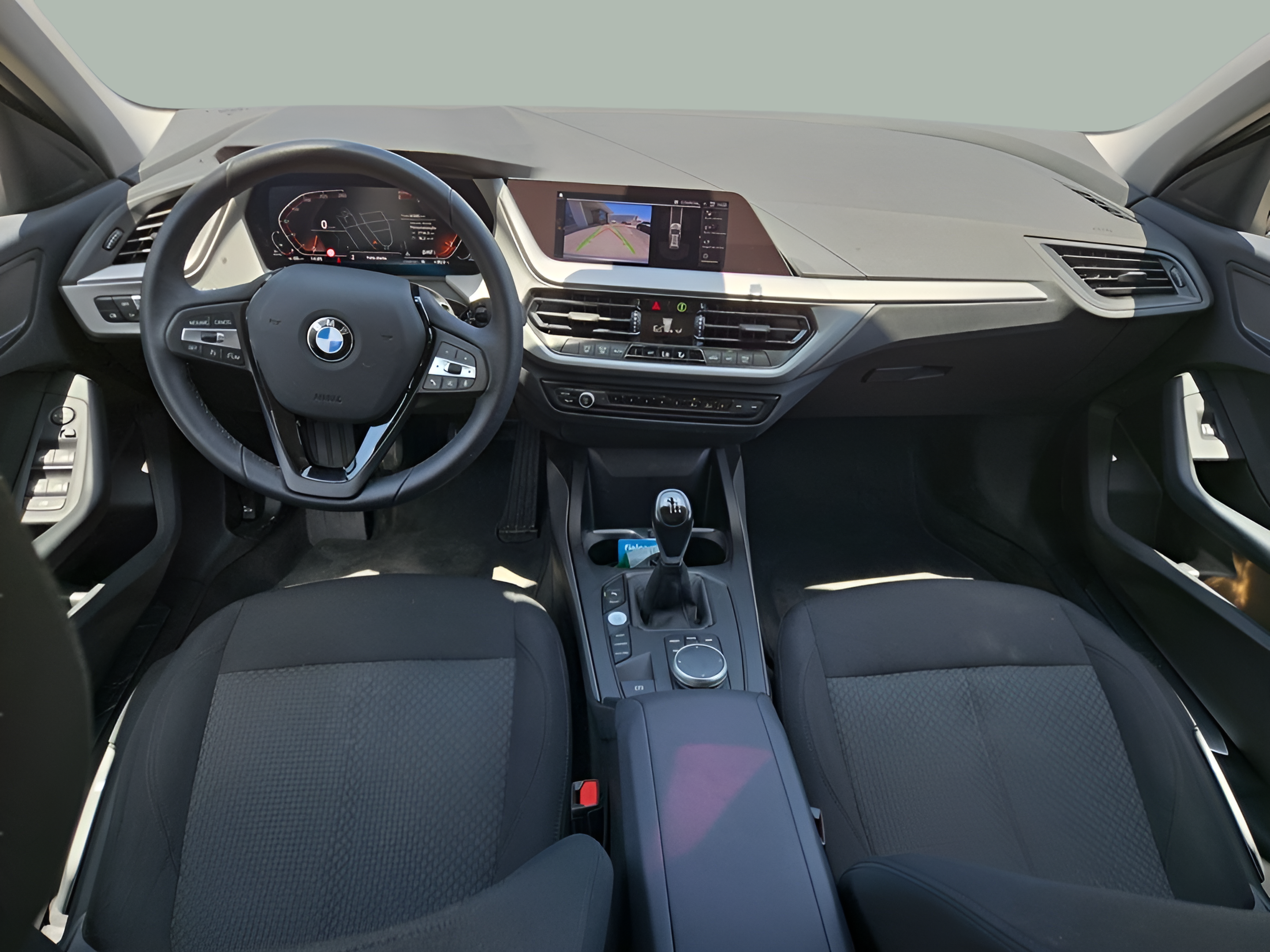 BMW Série 1 116d color Gris. Año 2024. 85KW(116CV). Diesel. En concesionario Caetano Baviera Faro de Faro