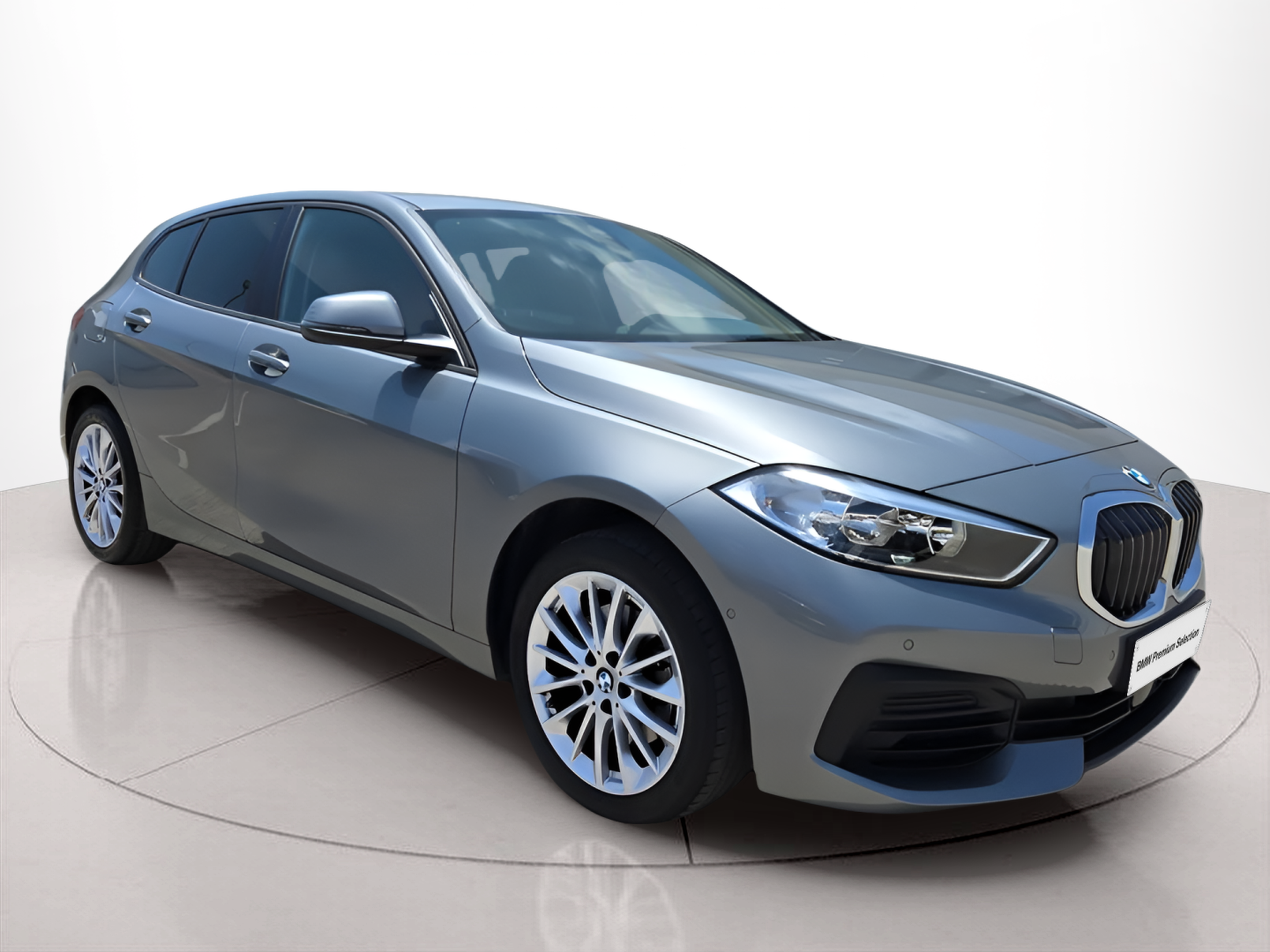 BMW Série 1 116d color Gris. Año 2024. 85KW(116CV). Diesel. En concesionario Caetano Baviera Faro de Faro