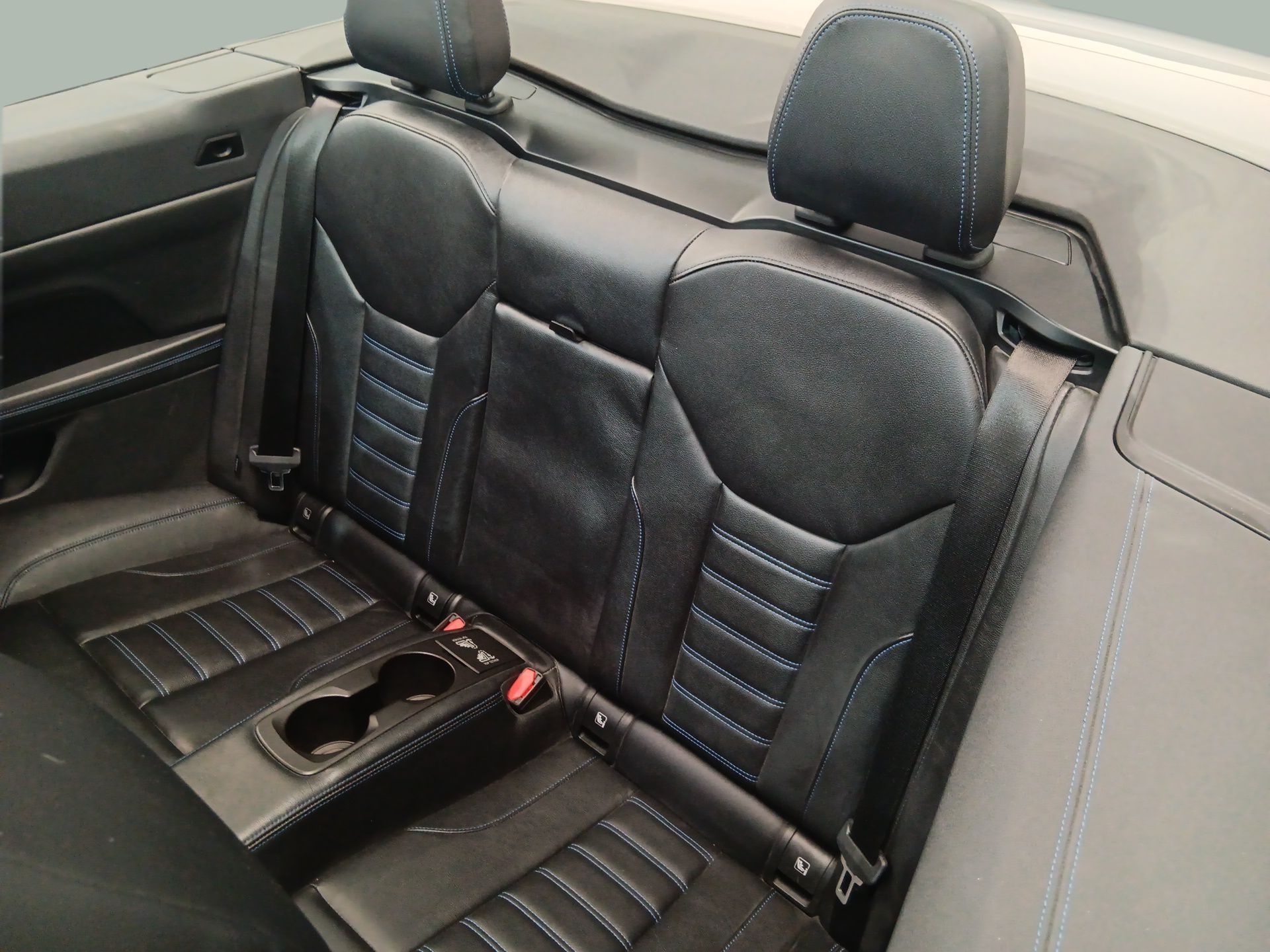 BMW Série 4 420d Cabrio color Gris. Año 2021. 140KW(190CV). Diesel. En concesionario Caetano Baviera Porto de Porto