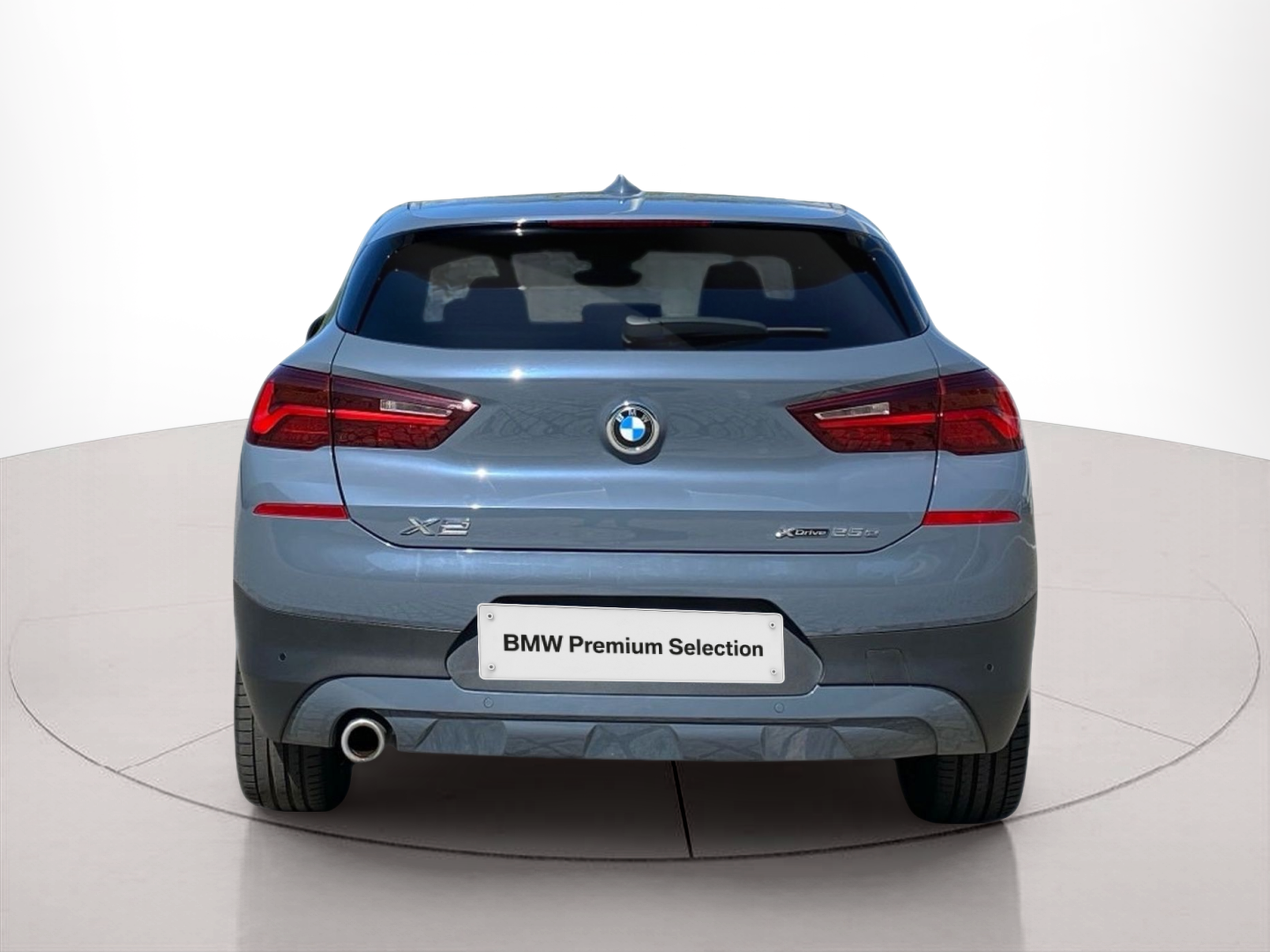 BMW X2 xDrive25e color Gris. Año 2020. 162KW(220CV). Elétrico / Gasolina Híbrido. En concesionario Caetano Baviera Lisboa de Lisboa