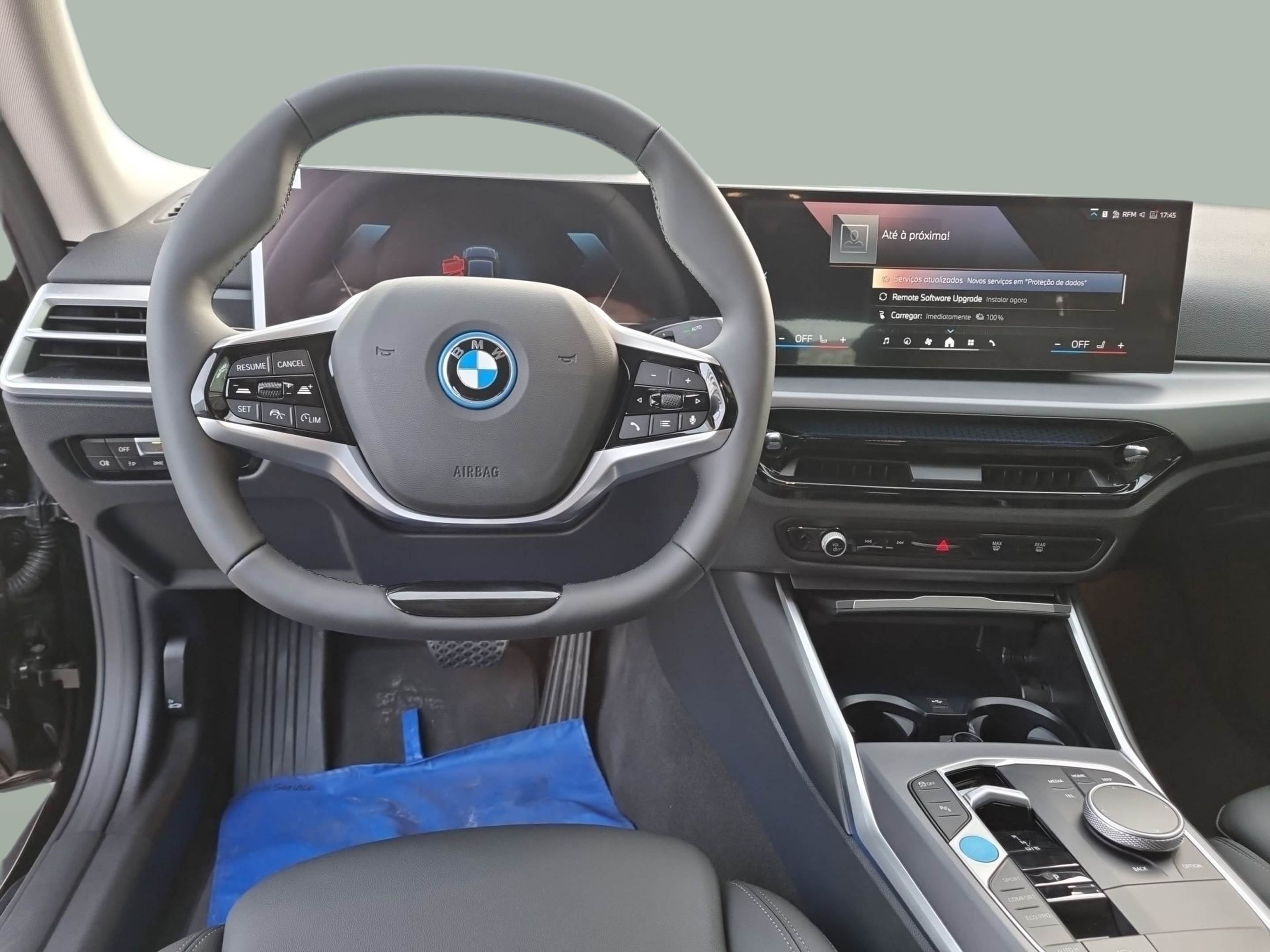 BMW i4 i4 eDrive40 color Negro. Año 2025. 250KW(340CV). Elétrico. En concesionario Caetano Baviera Aveiro de Aveiro