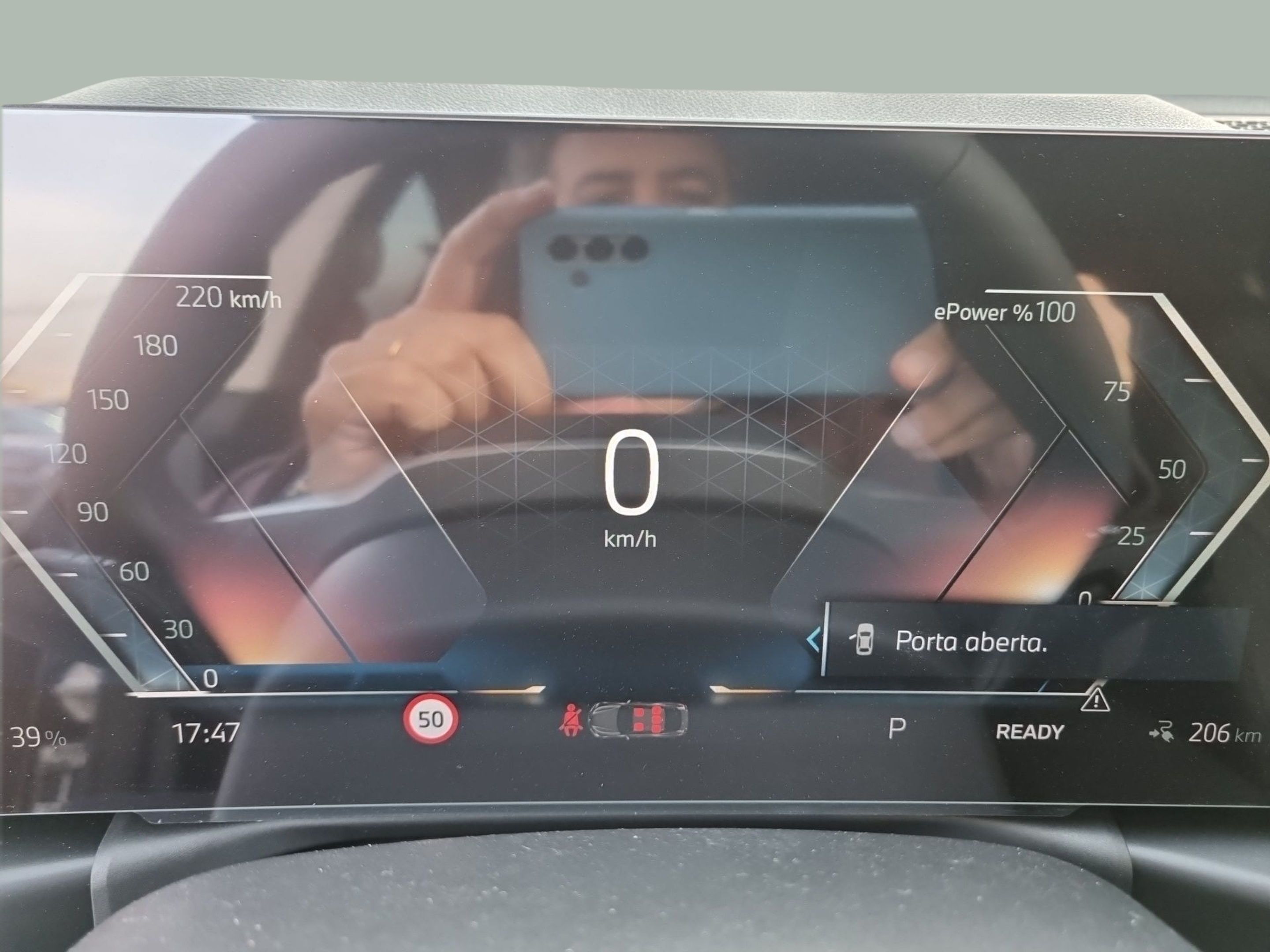 BMW i4 i4 eDrive40 color Negro. Año 2025. 250KW(340CV). Elétrico. En concesionario Caetano Baviera Aveiro de Aveiro