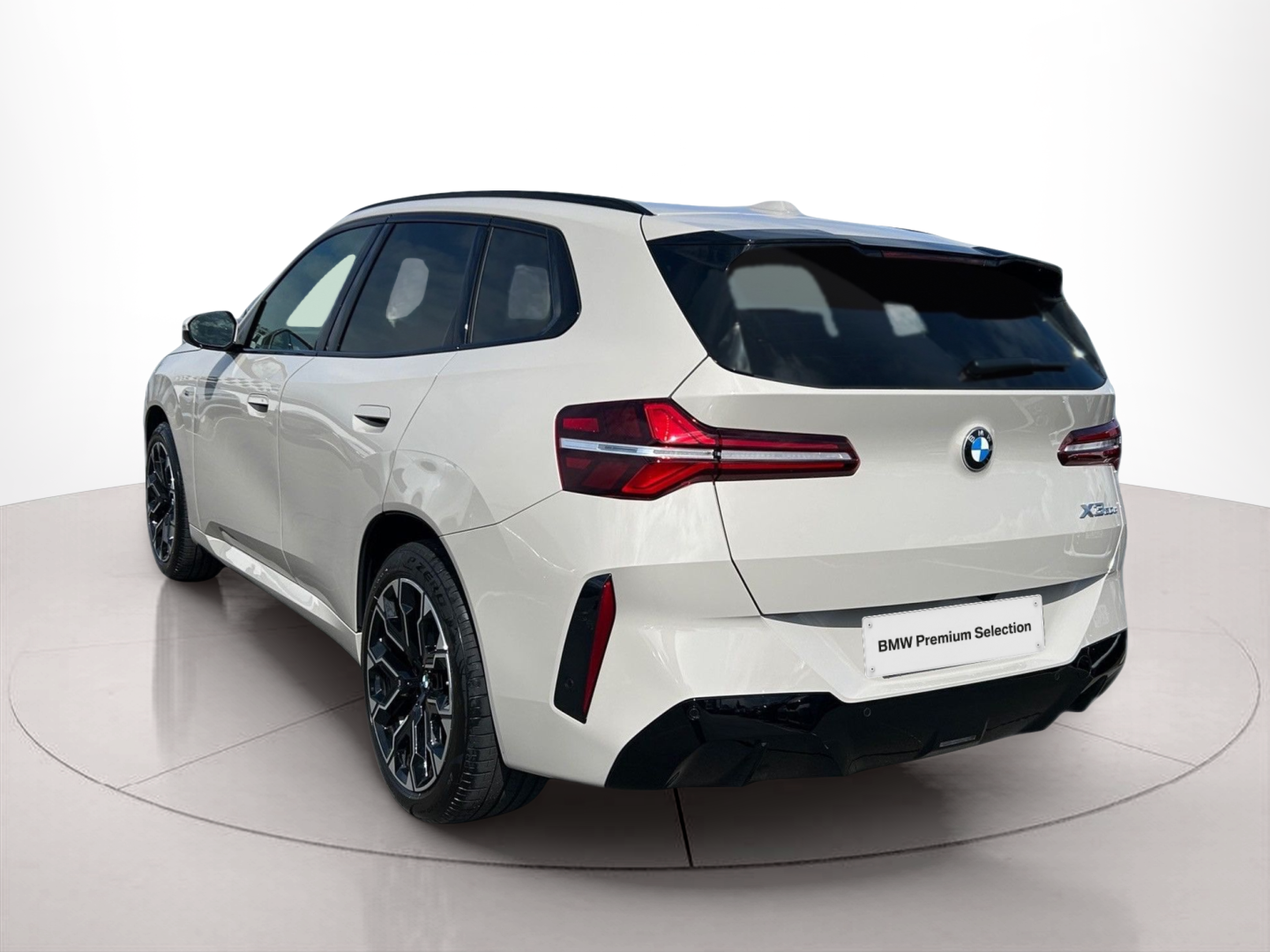 Fotos de BMW X3 xDrive20d color Gris. Año 2024. 145KW(197CV). Diesel. En concesionario Caetano Baviera Porto de Porto