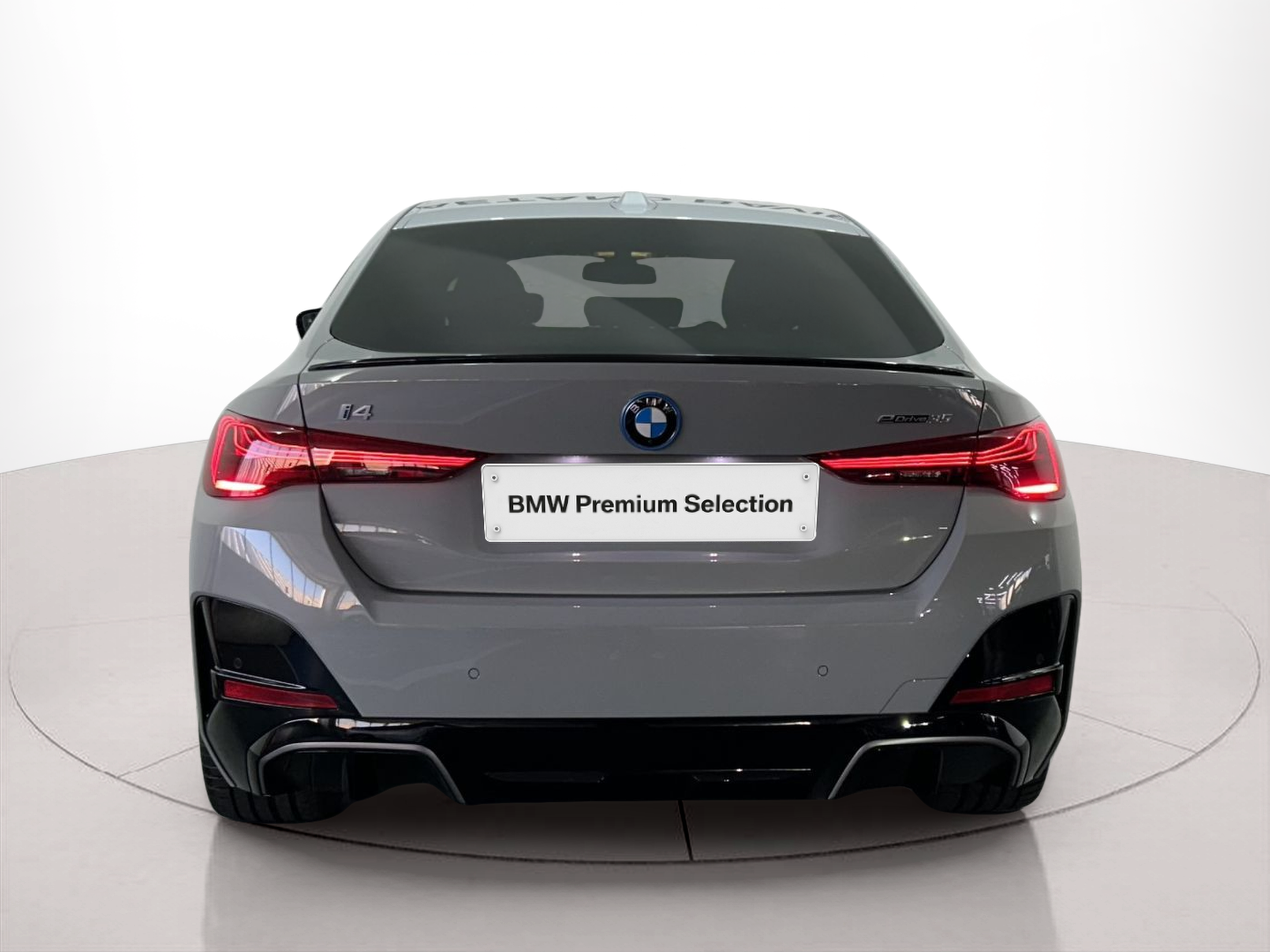 BMW i4 i4 eDrive35 color Gris. Año 2024. 210KW(286CV). Elétrico. En concesionario Caetano Baviera Porto de Porto