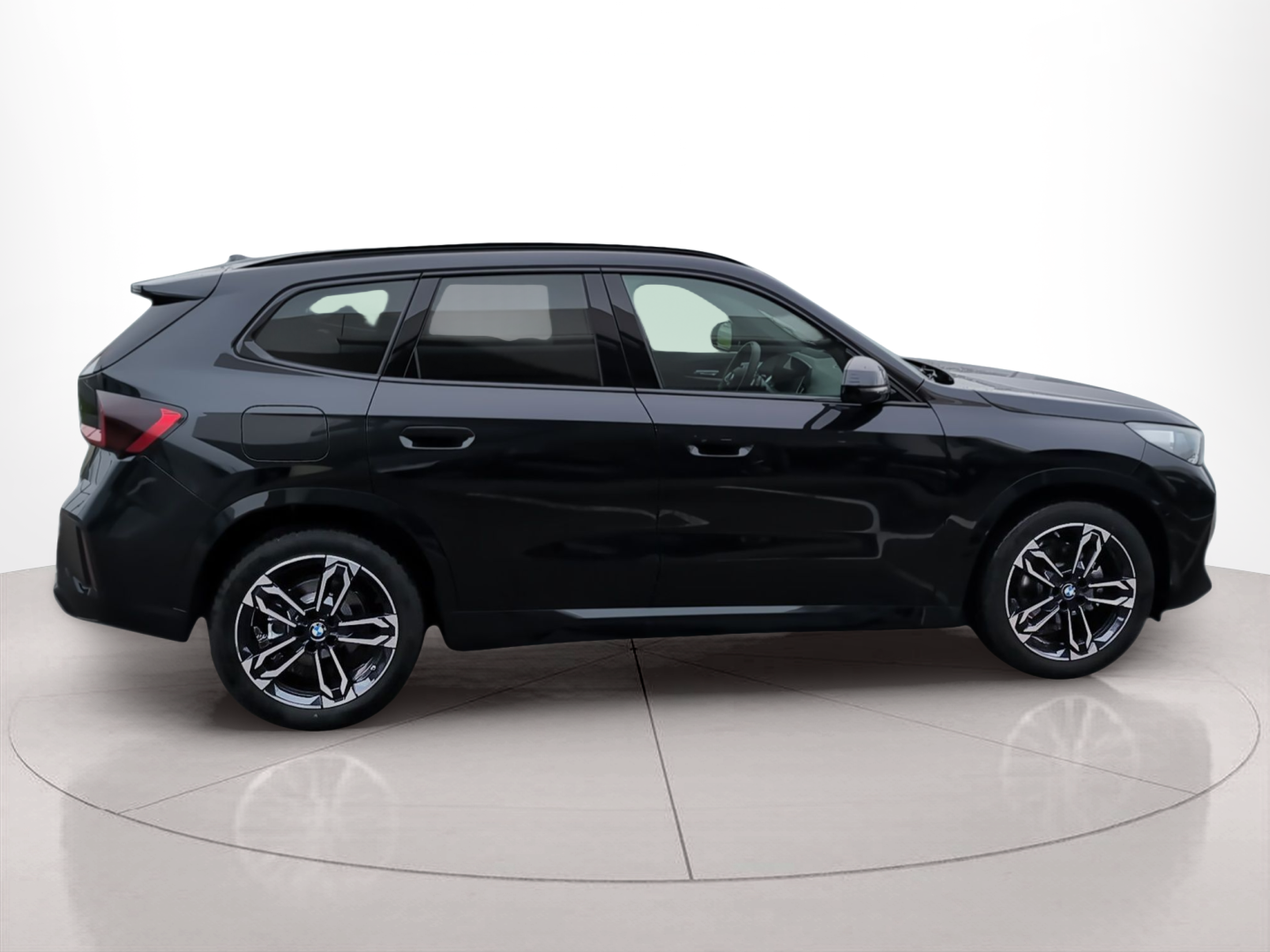 Fotos de BMW X1 xDrive20d color Negro. Año 2024. 120KW(163CV). Diesel. En concesionario Caetano Baviera Lisboa de Lisboa