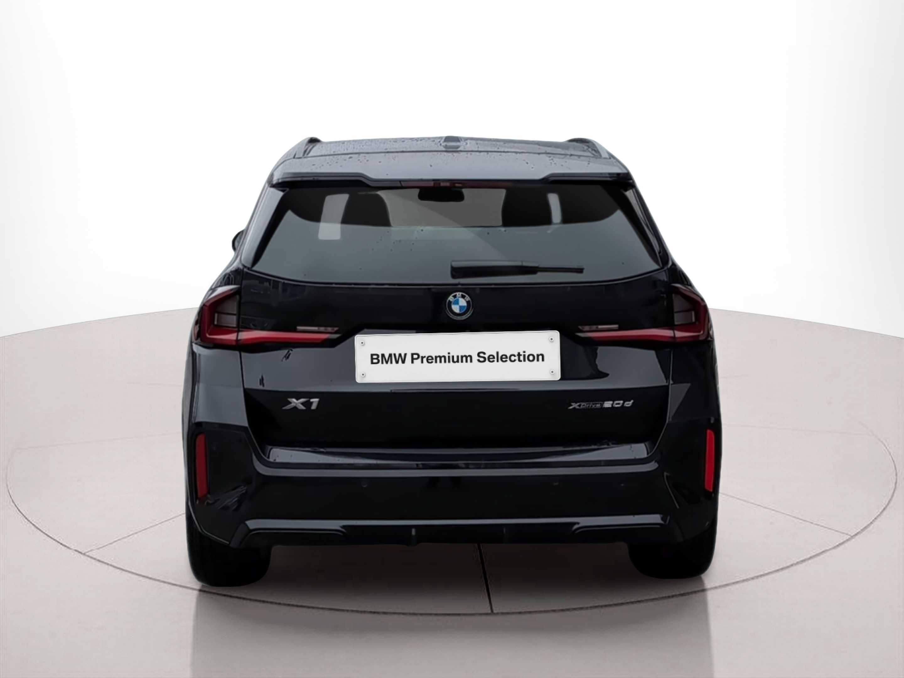 BMW X1 xDrive20d color Negro. Año 2024. 120KW(163CV). Diesel. En concesionario Caetano Baviera Lisboa de Lisboa