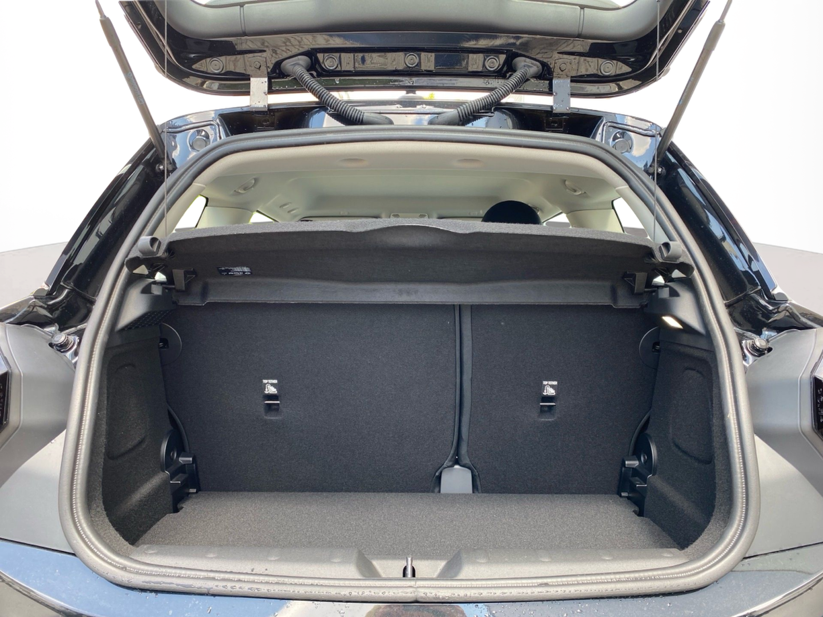 fotoG 17 del MINI MINI 3 Portas Cooper C 115 kW (156 CV) 156cv Gasolina de 2025 em Vila Nova de Gaia
