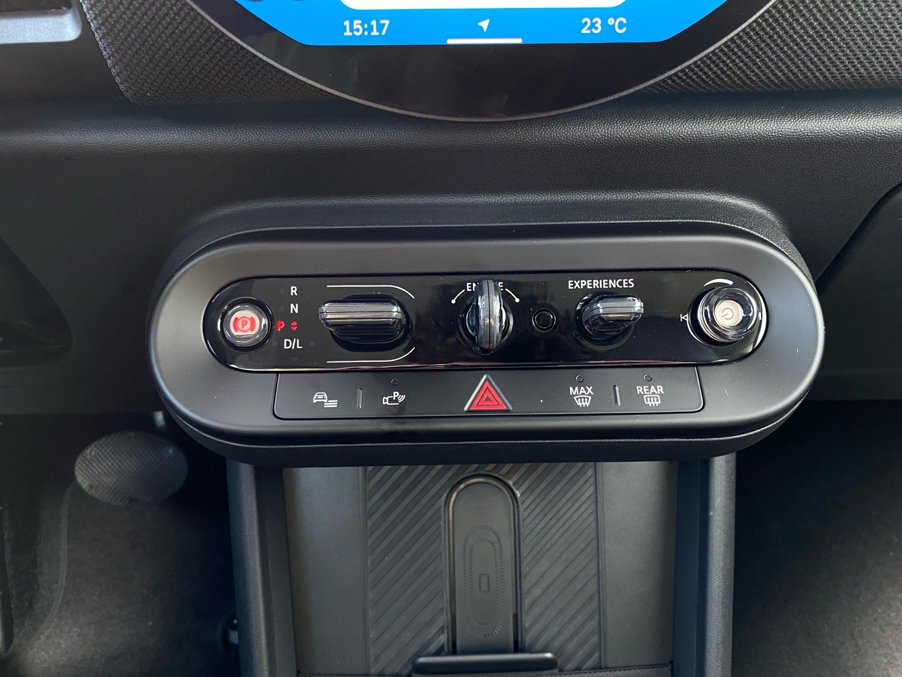 fotoG 15 del MINI MINI 3 Portas Cooper C 115 kW (156 CV) 156cv Gasolina de 2025 em Vila Nova de Gaia