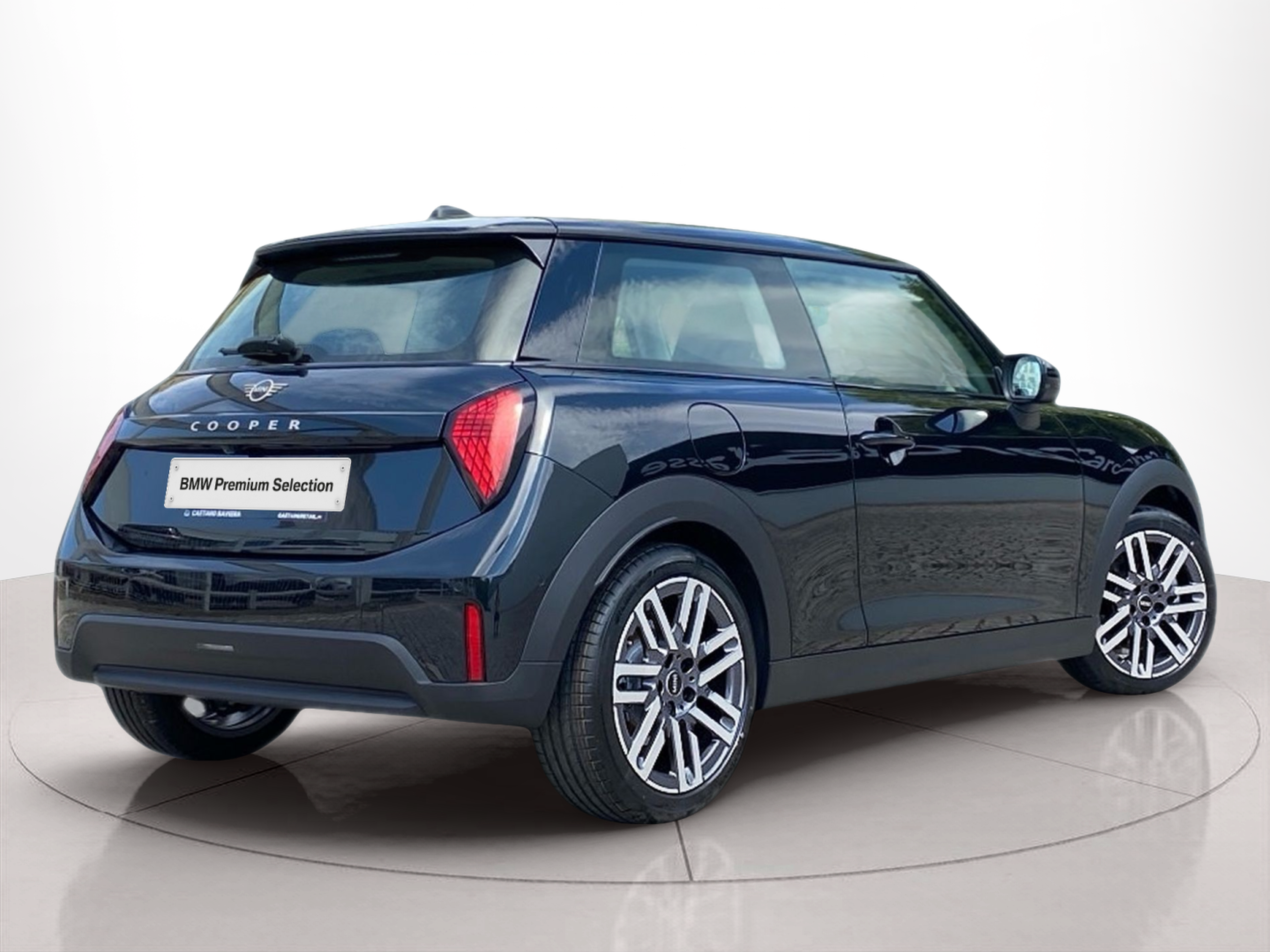 fotoG 3 del MINI MINI 3 Portas Cooper C 115 kW (156 CV) 156cv Gasolina de 2025 em Vila Nova de Gaia
