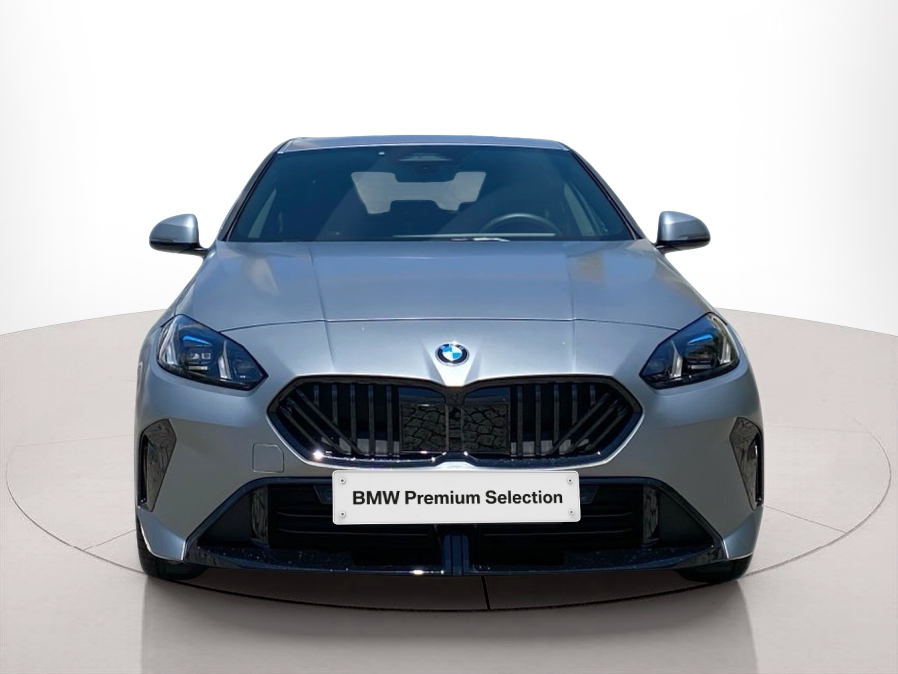 Fotos de BMW Série 2 220d Gran Coupé color Gris. Año 2025. 120KW(163CV). Diesel. En concesionario Caetano Baviera Lisboa de Lisboa