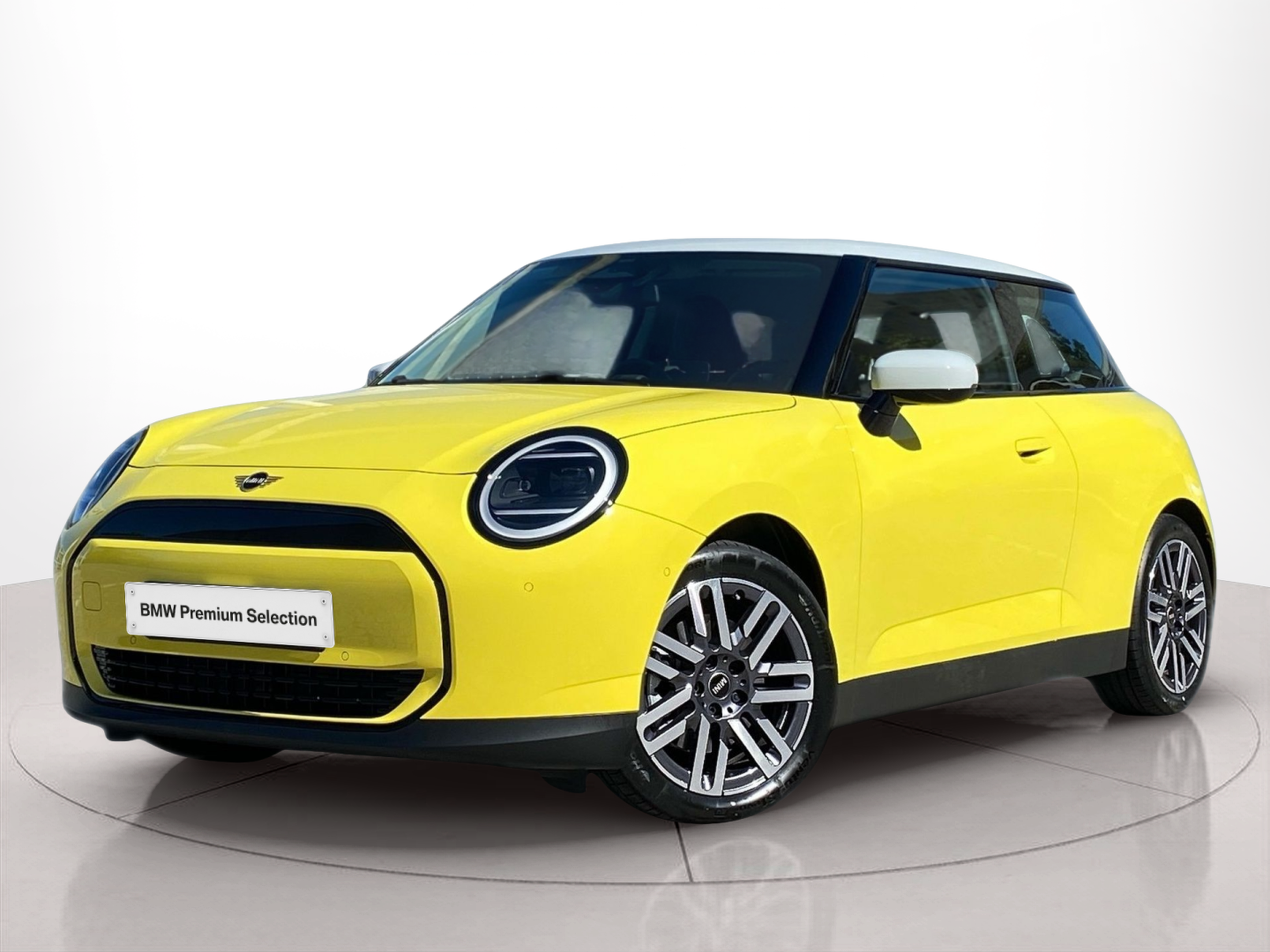 Fotos de MINI 3 Portas Cooper E 135 kW (184 CV)