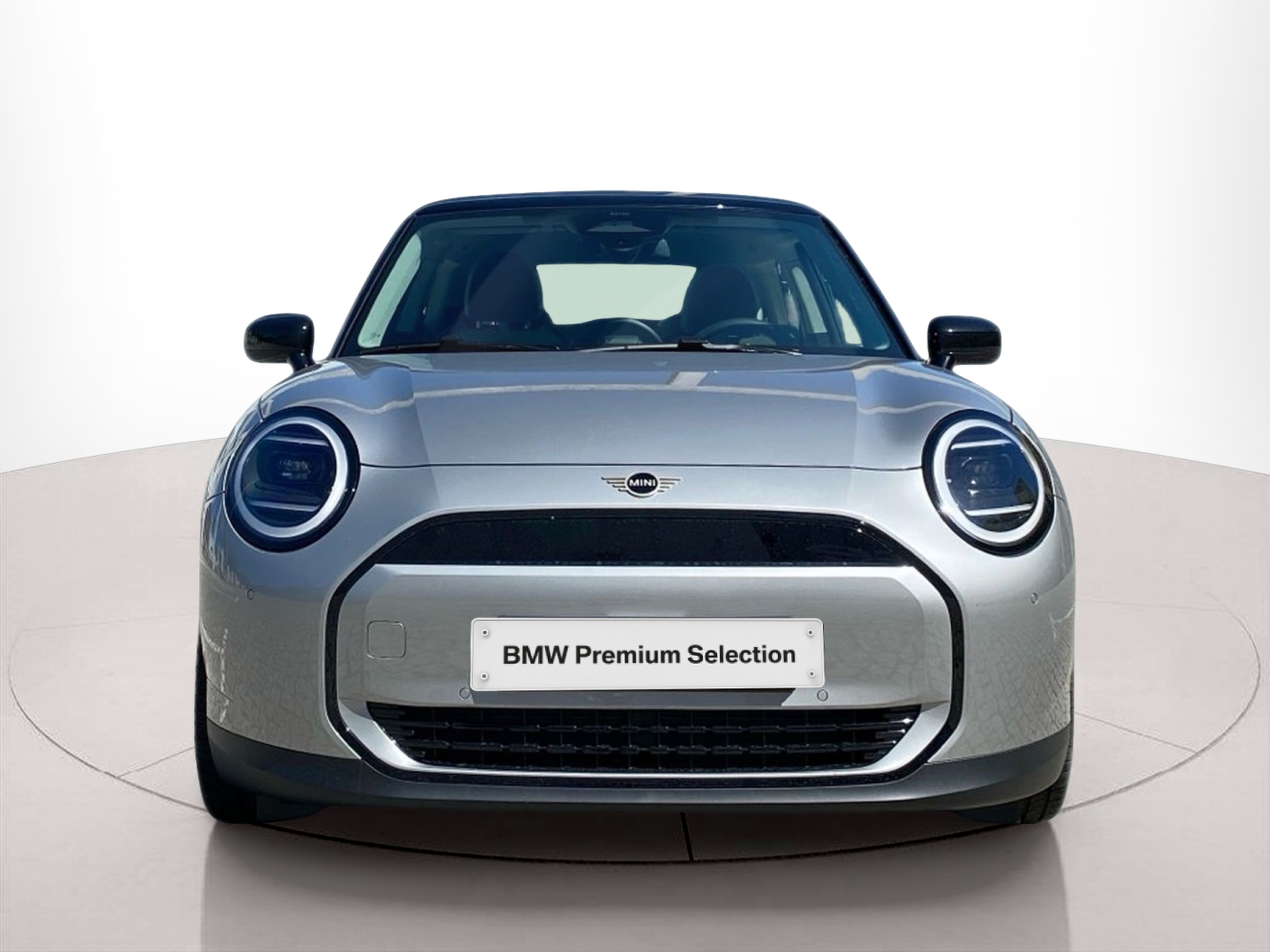 Fotos de MINI 3 Portas Cooper E 135 kW (184 CV)