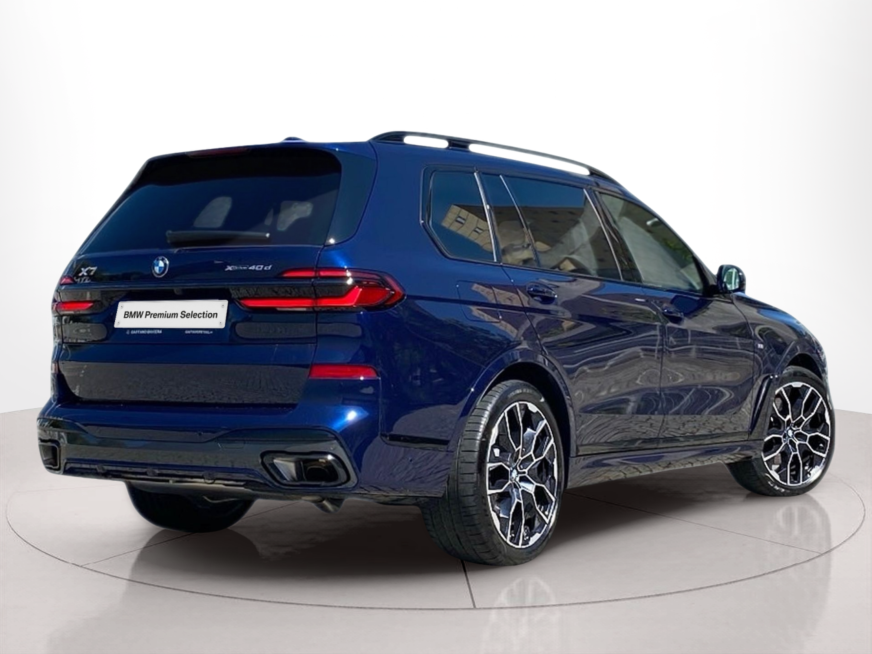 BMW X7 xDrive40d color Azul. Año 2025. 259KW(352CV). Diesel. En concesionario Caetano Baviera Lisboa de Lisboa