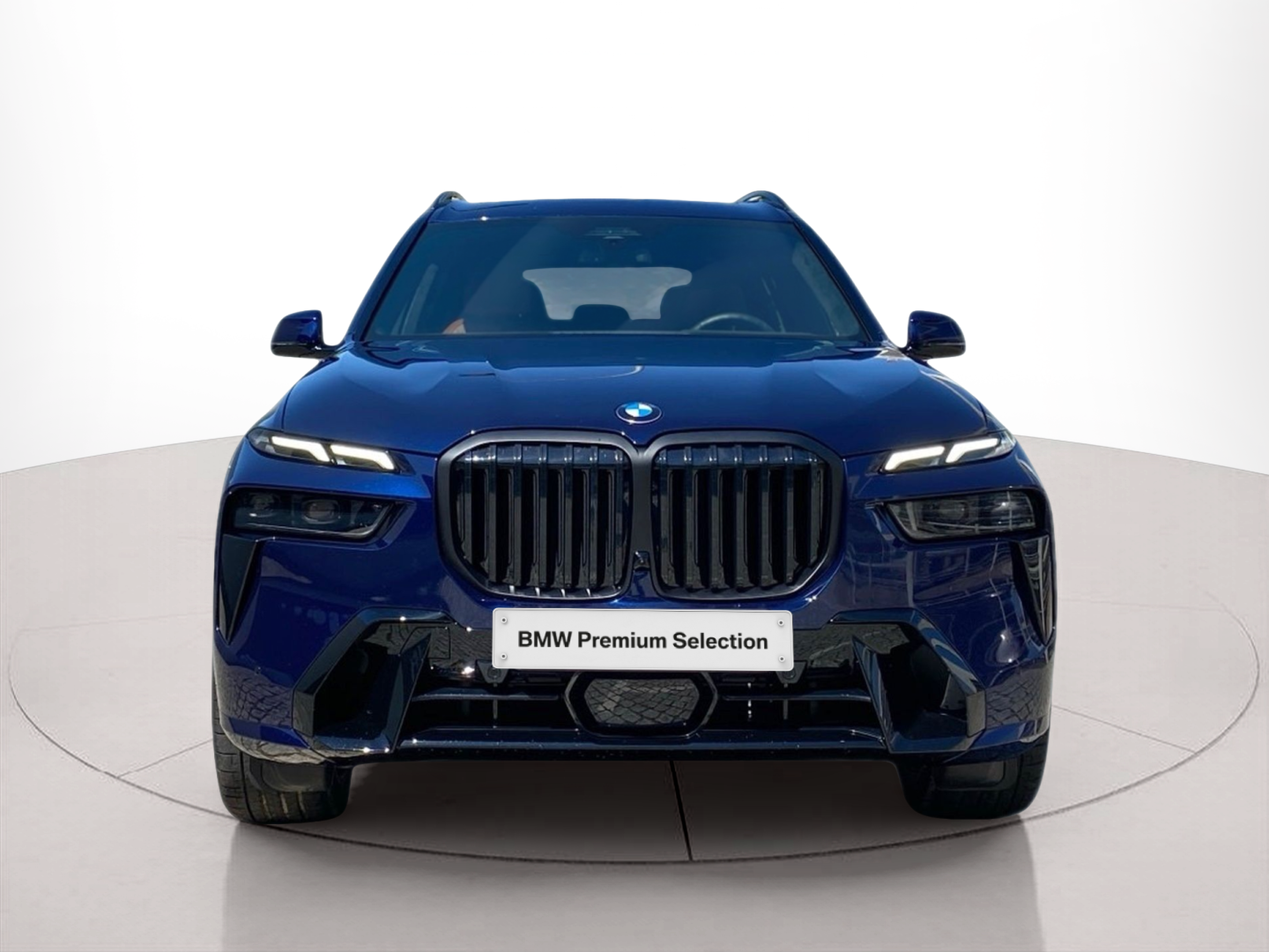 BMW X7 xDrive40d color Azul. Año 2025. 259KW(352CV). Diesel. En concesionario Caetano Baviera Lisboa de Lisboa