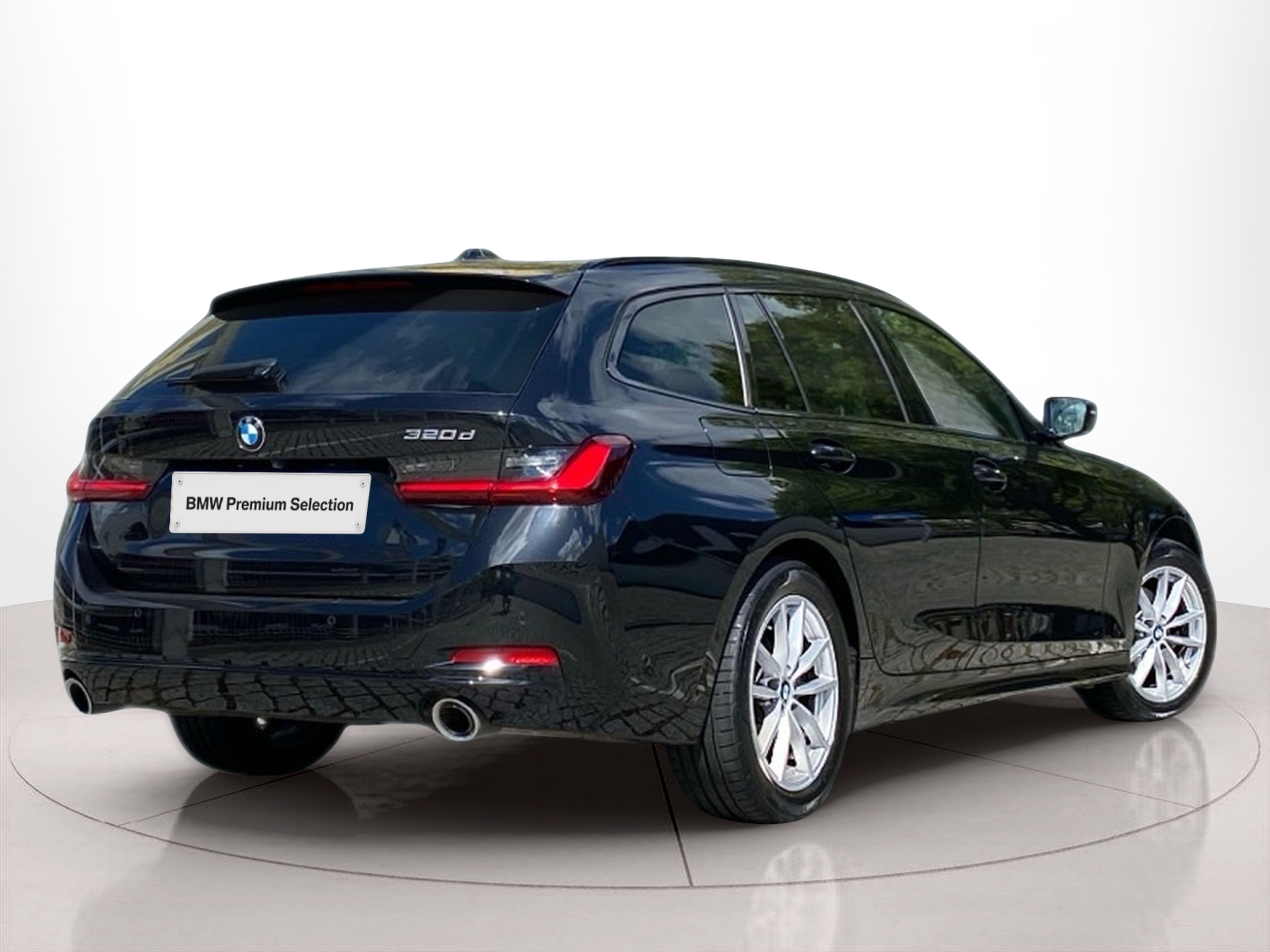 BMW Série 3 320d Touring color Negro. Año 2024. 140KW(190CV). Diesel. En concesionario Caetano Baviera Lisboa de Lisboa