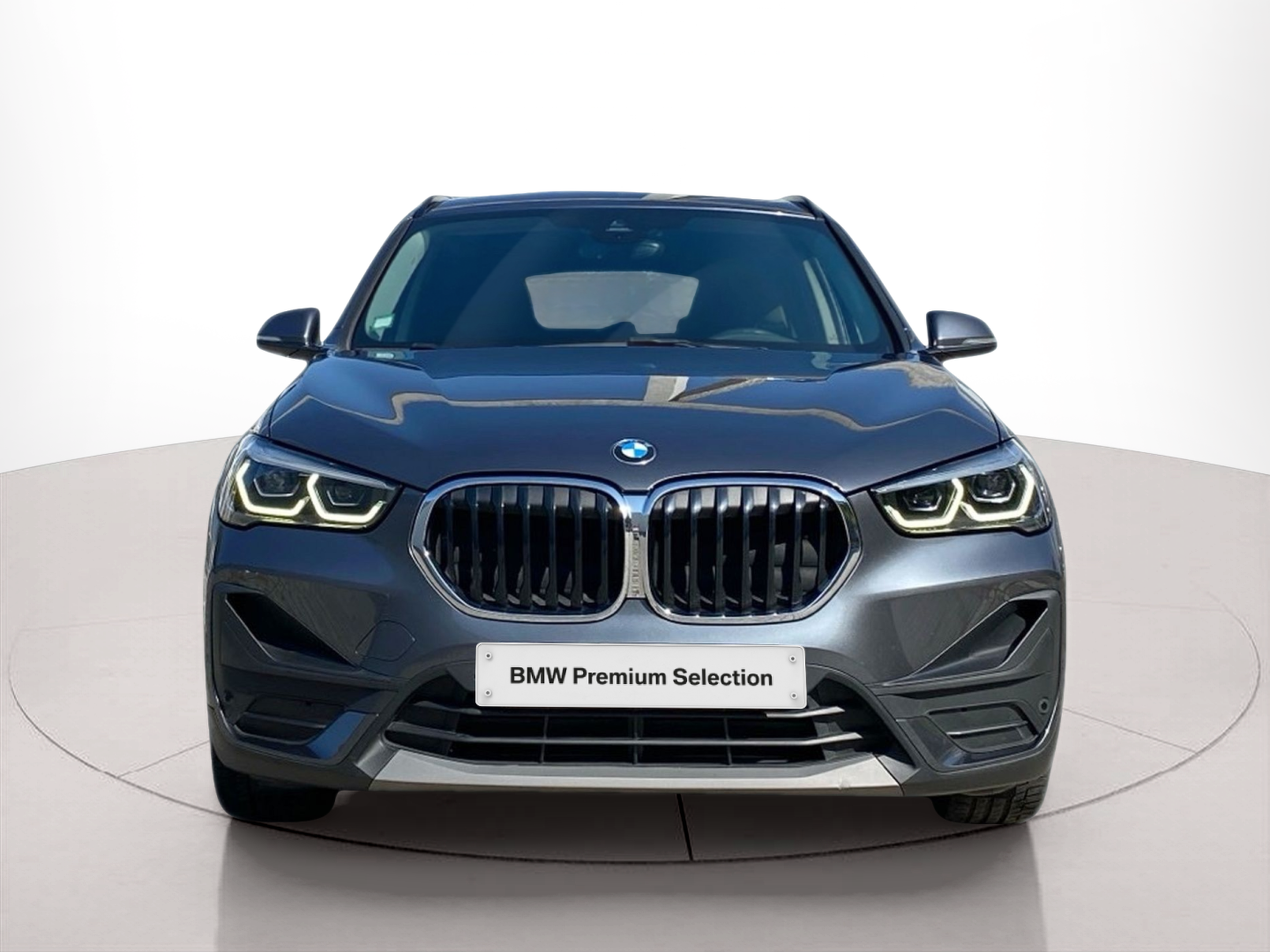 Fotos de BMW X1 xDrive25e color Gris. Año 2020. 162KW(220CV). Elétrico / Gasolina Híbrido. En concesionario Caetano Baviera Lisboa de Lisboa