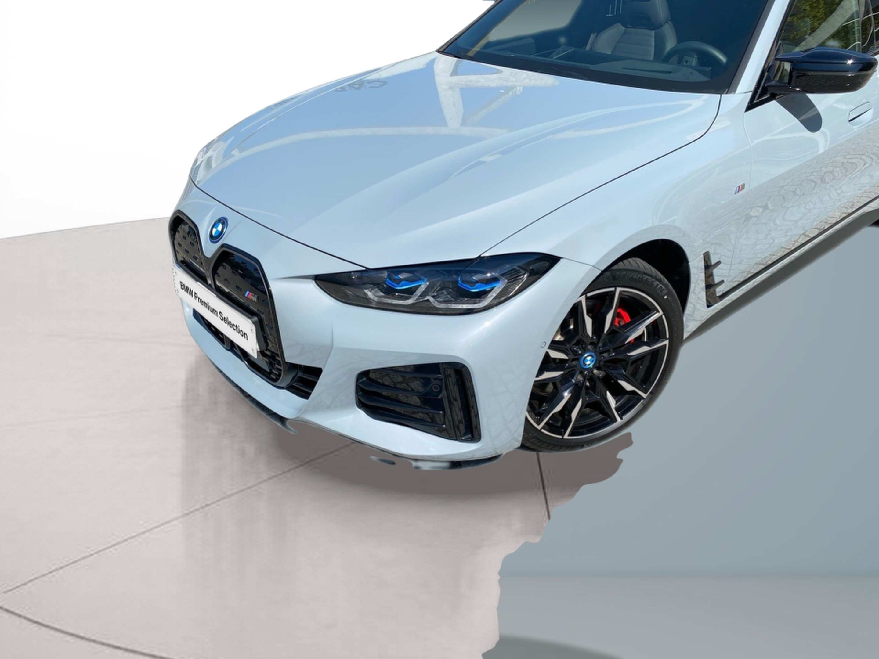 BMW i4 i4 M50 color Gris. Año 2023. 400KW(544CV). Elétrico. En concesionario Caetano Baviera Lisboa de Lisboa