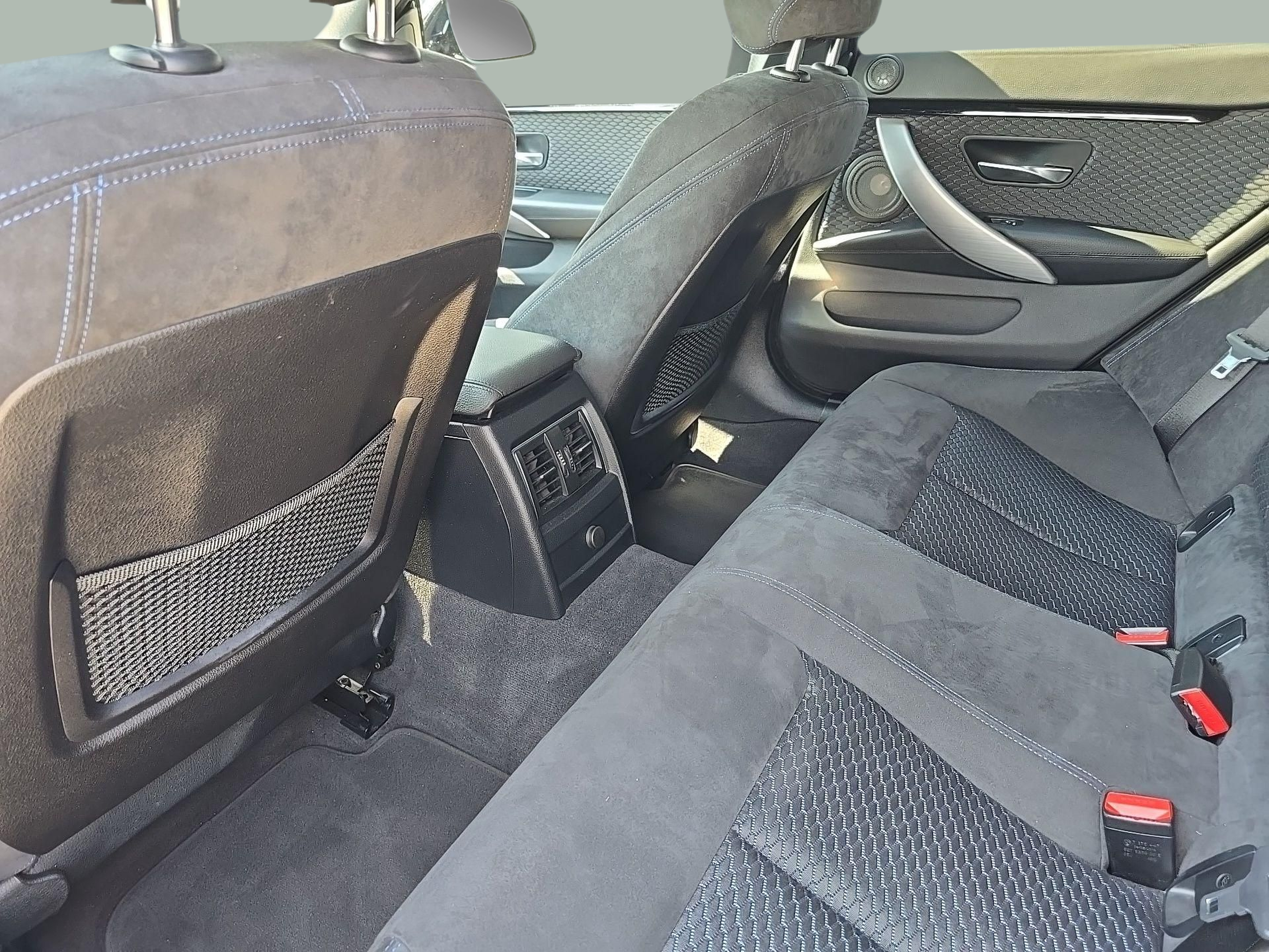 BMW Série 4 420d Gran Coupe color Gris. Año 2019. 140KW(190CV). Diesel. En concesionario Caetano Baviera Santa Maria da Feira de Santa Maria da Feira